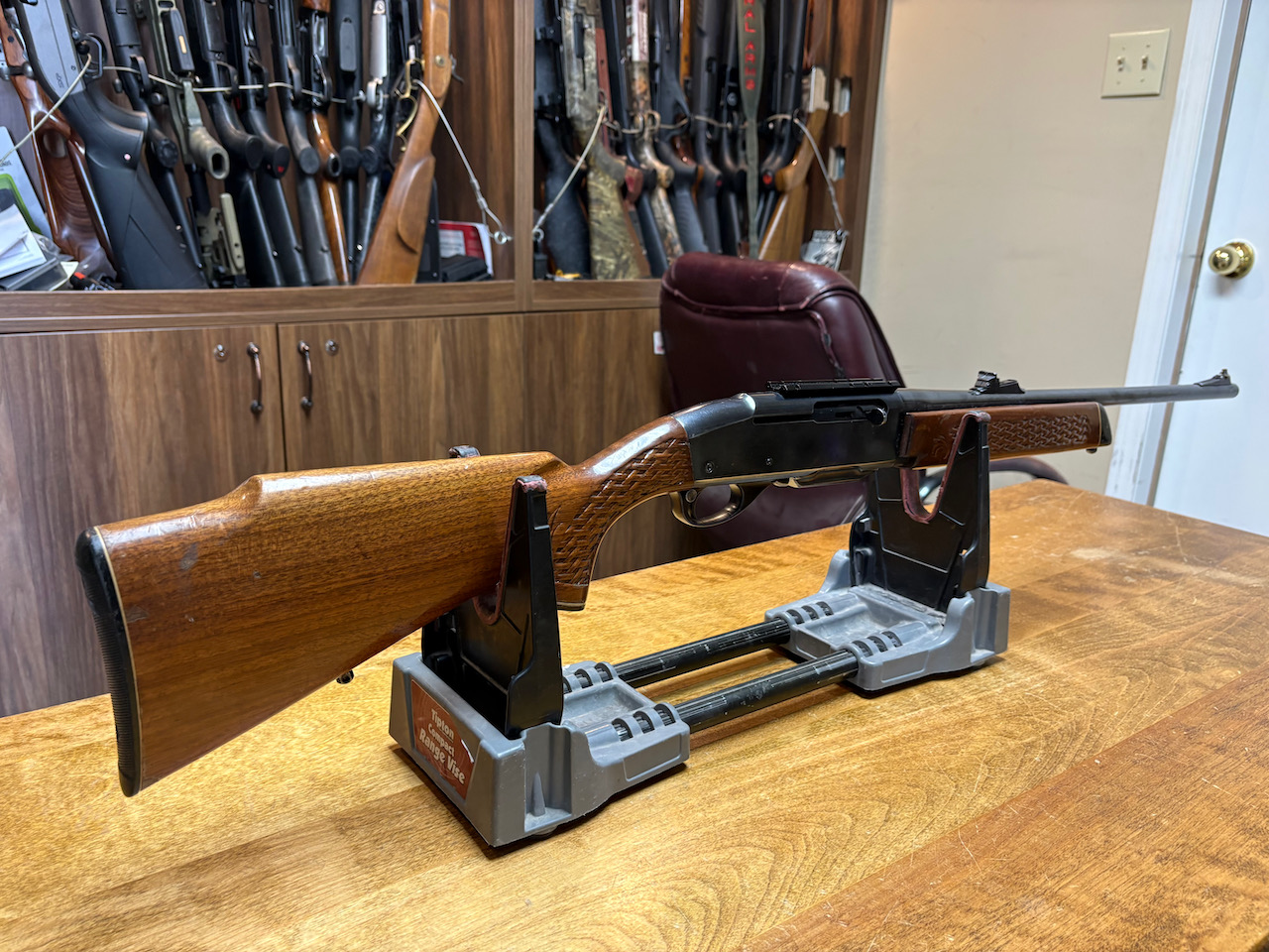 Photo of Remington 742 Woodsmaster BDL Deluxe .30-06