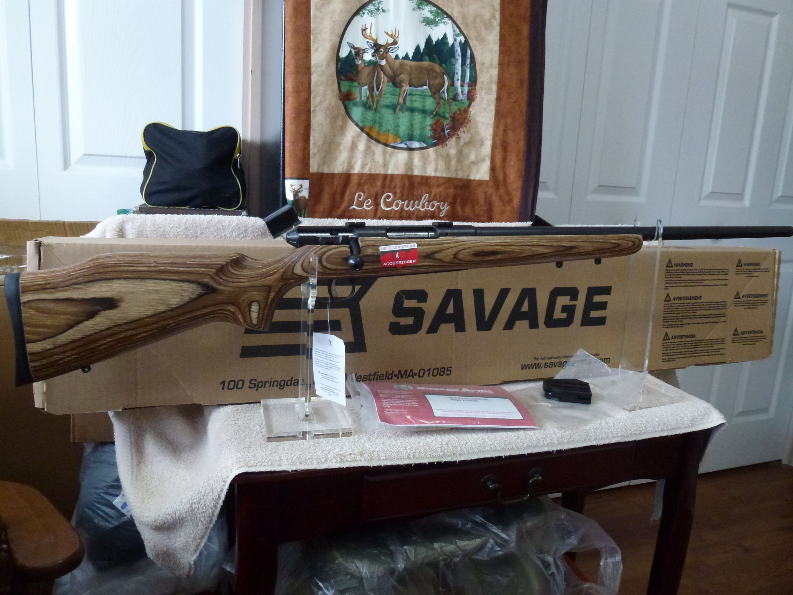 Photo of ***NEW IN BOX***UNFIRED***Savage - 22Hornet - Model 25 Lightweight Varminter***