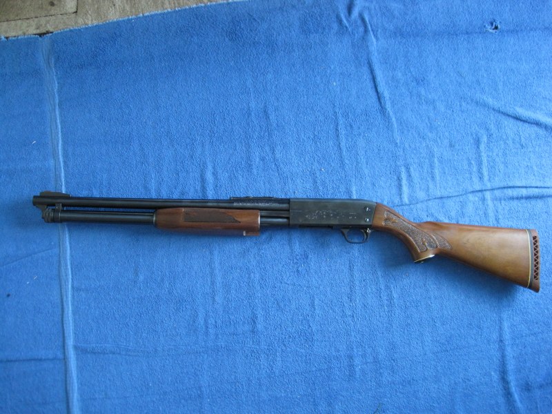 Photo of Ithaca Model 37 D.S. Police Special 12Ga pump shotgun. 