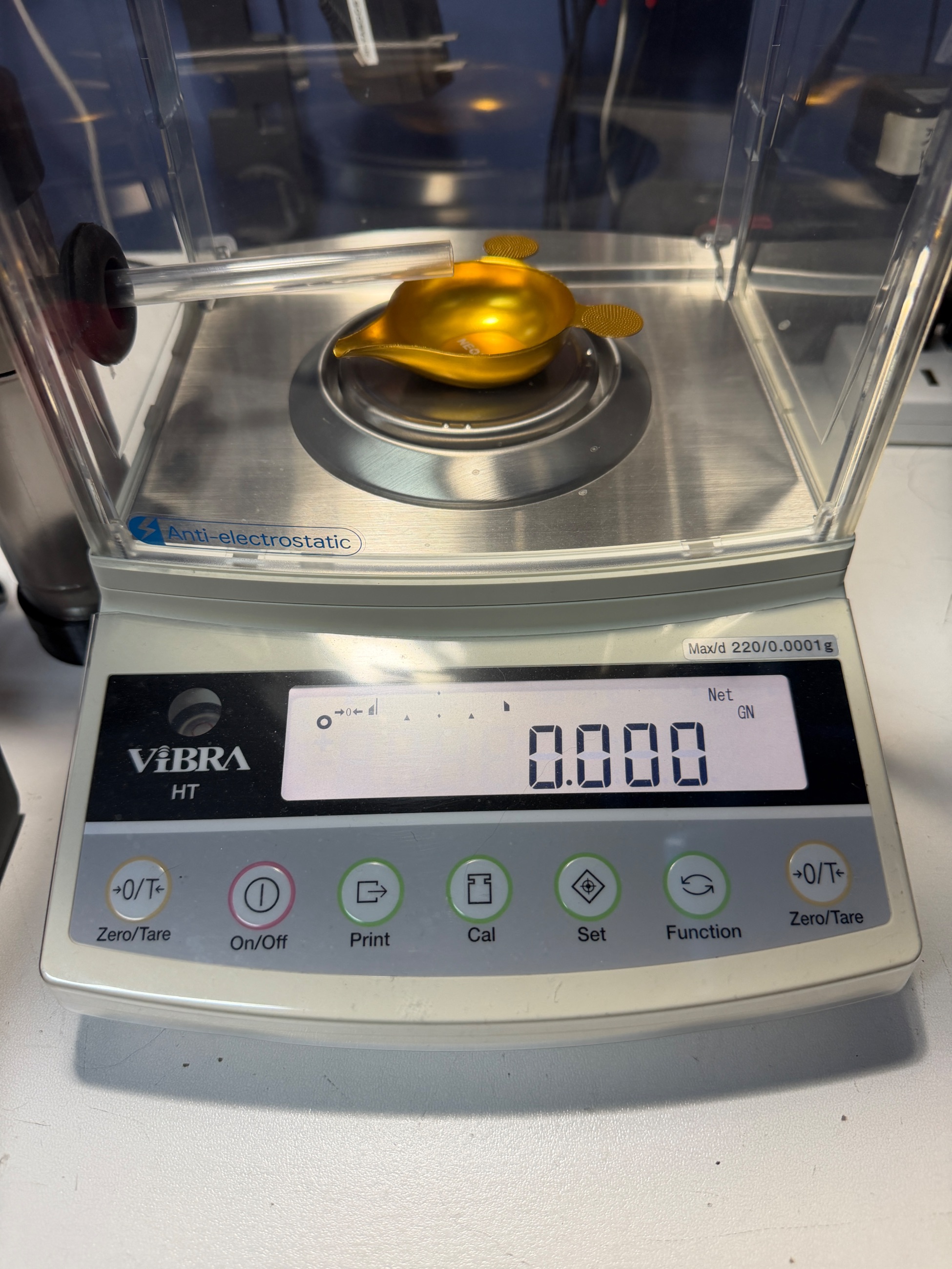 Photo of REDUCED!!!! VIBRA HTR 220E Lab quality scale