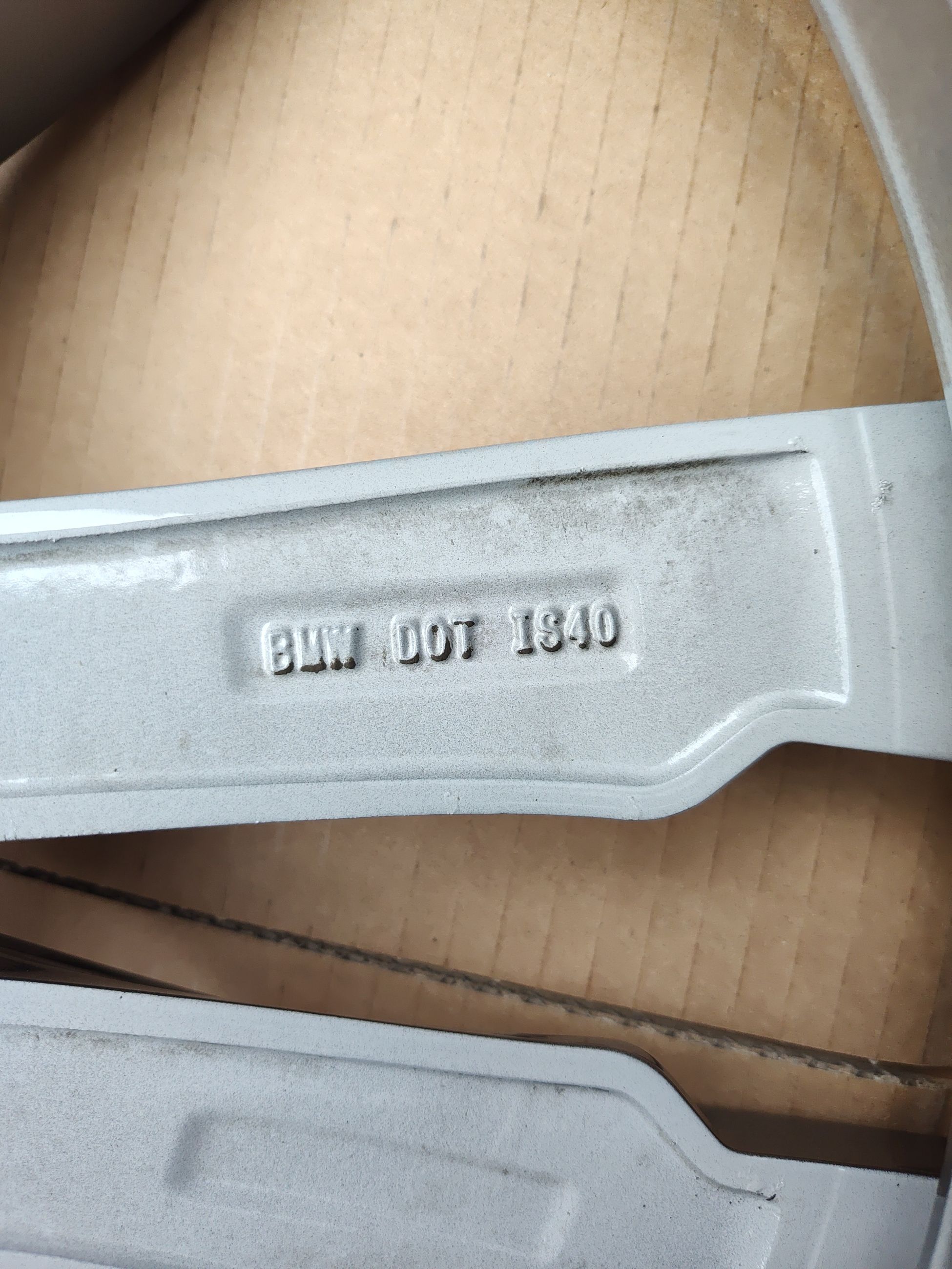 FS: ONE OEM 2014 and up BMW X5 M PERFORMANCE 20inch ALLOY WHEEL - 8 - 1772222593921_IMG_20251118_113825_1~2