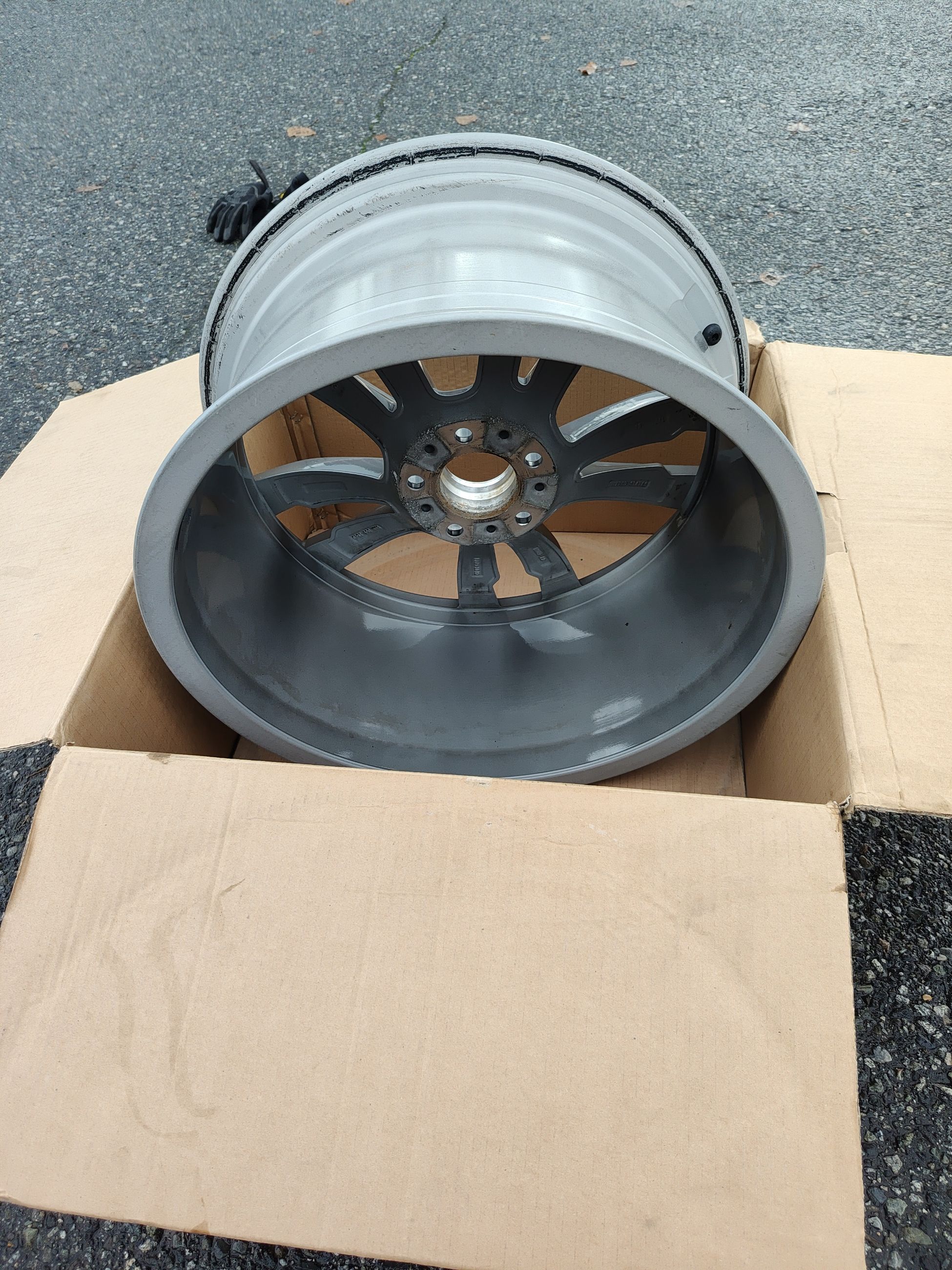 FS: ONE OEM 2014 and up BMW X5 M PERFORMANCE 20inch ALLOY WHEEL - 5 - 1772222593935_IMG_20251118_113728_1