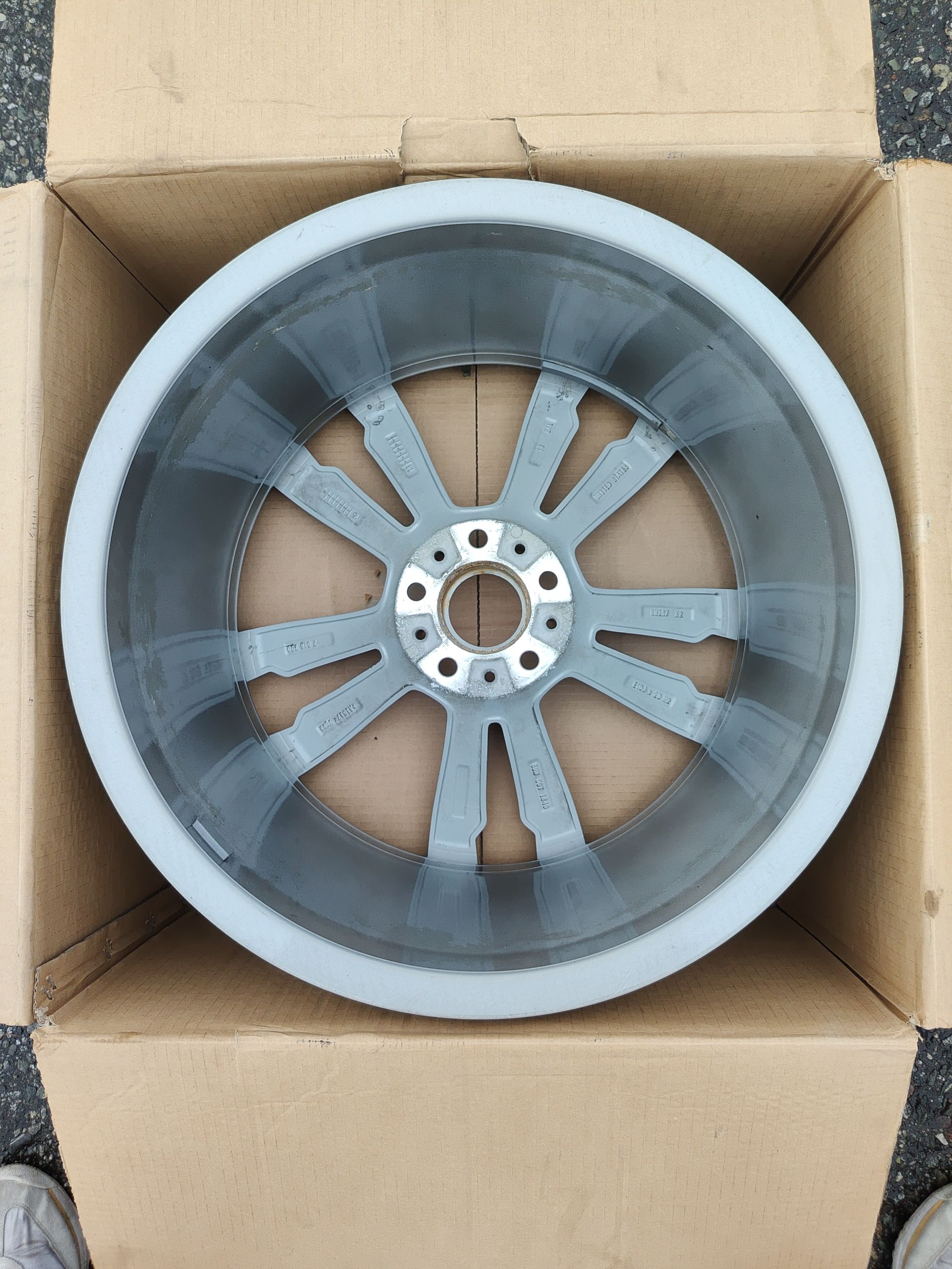 FS: ONE OEM 2014 and up BMW X5 M PERFORMANCE 20inch ALLOY WHEEL - 6 - 1772222594012_IMG_20251118_113751_1