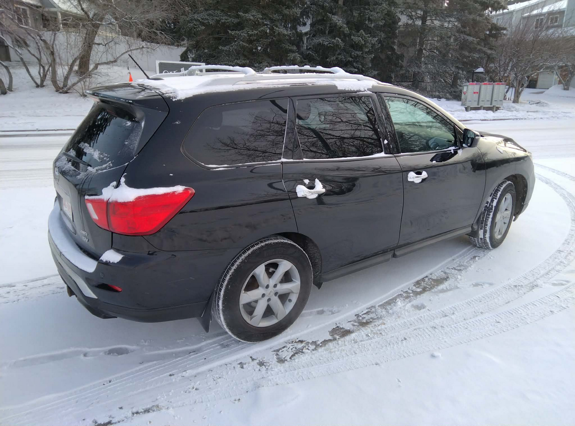 Photo of  2018 Nissan Pathfinder (Solid & Mint) ⭐Only 144KMs⭐