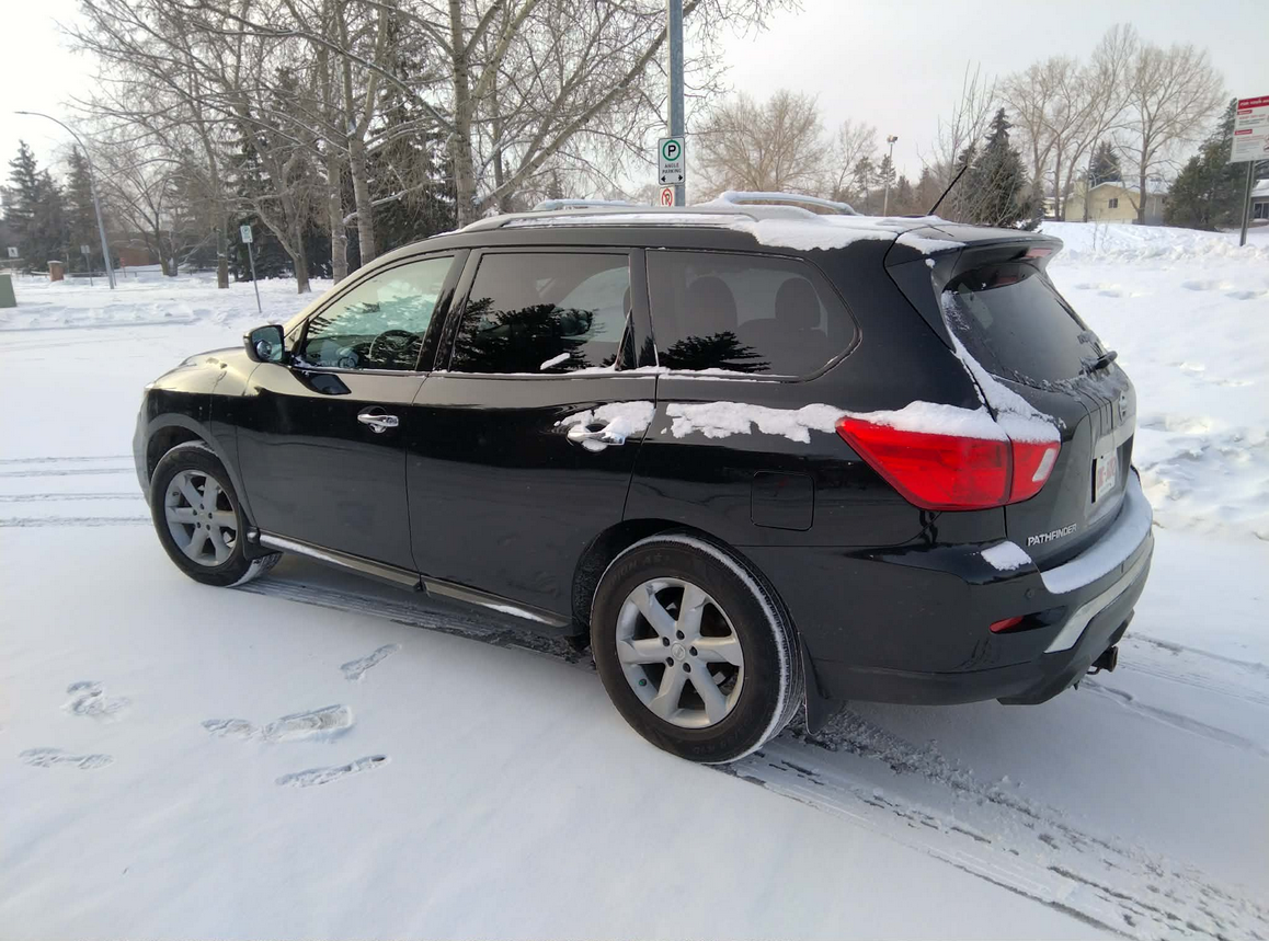 Photo of  2018 Nissan Pathfinder (Solid & Mint) ⭐Only 144KMs⭐