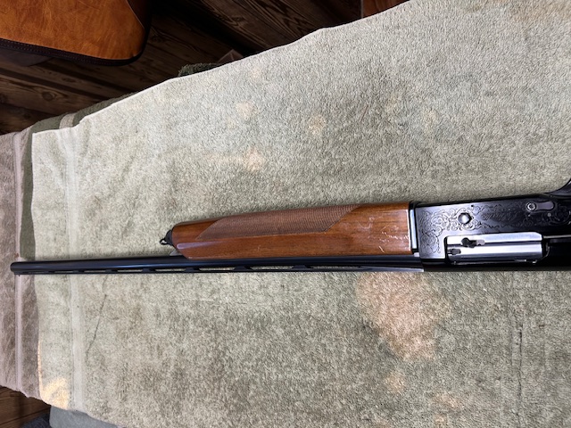 Photo of Beretta A-302, Magnum,  semi, excellent, 12G/3"/30", I will ship