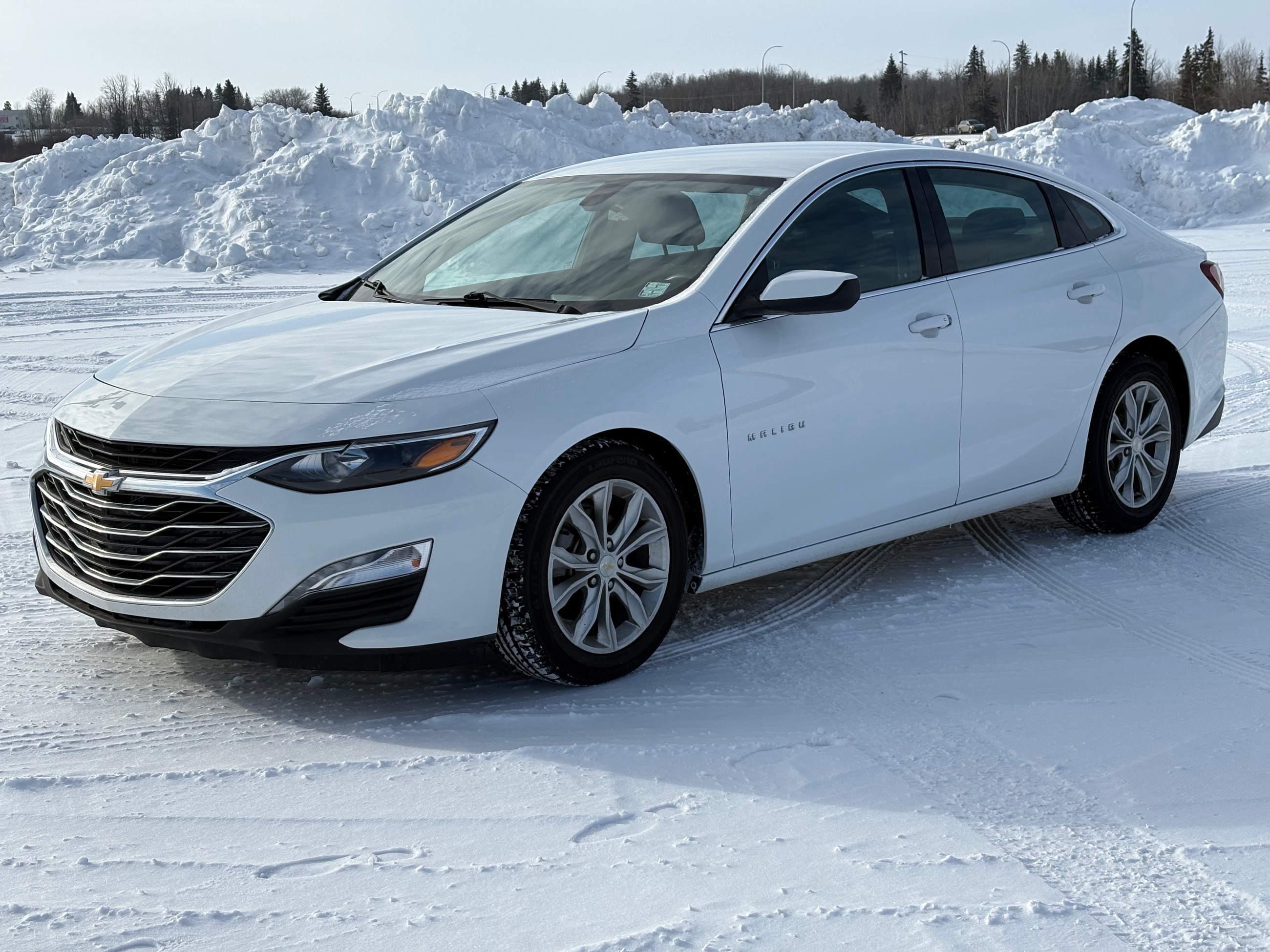 Photo of 🚗 2022 Chevrolet Malibu LT – Reliable Daily Sedan – $22,998