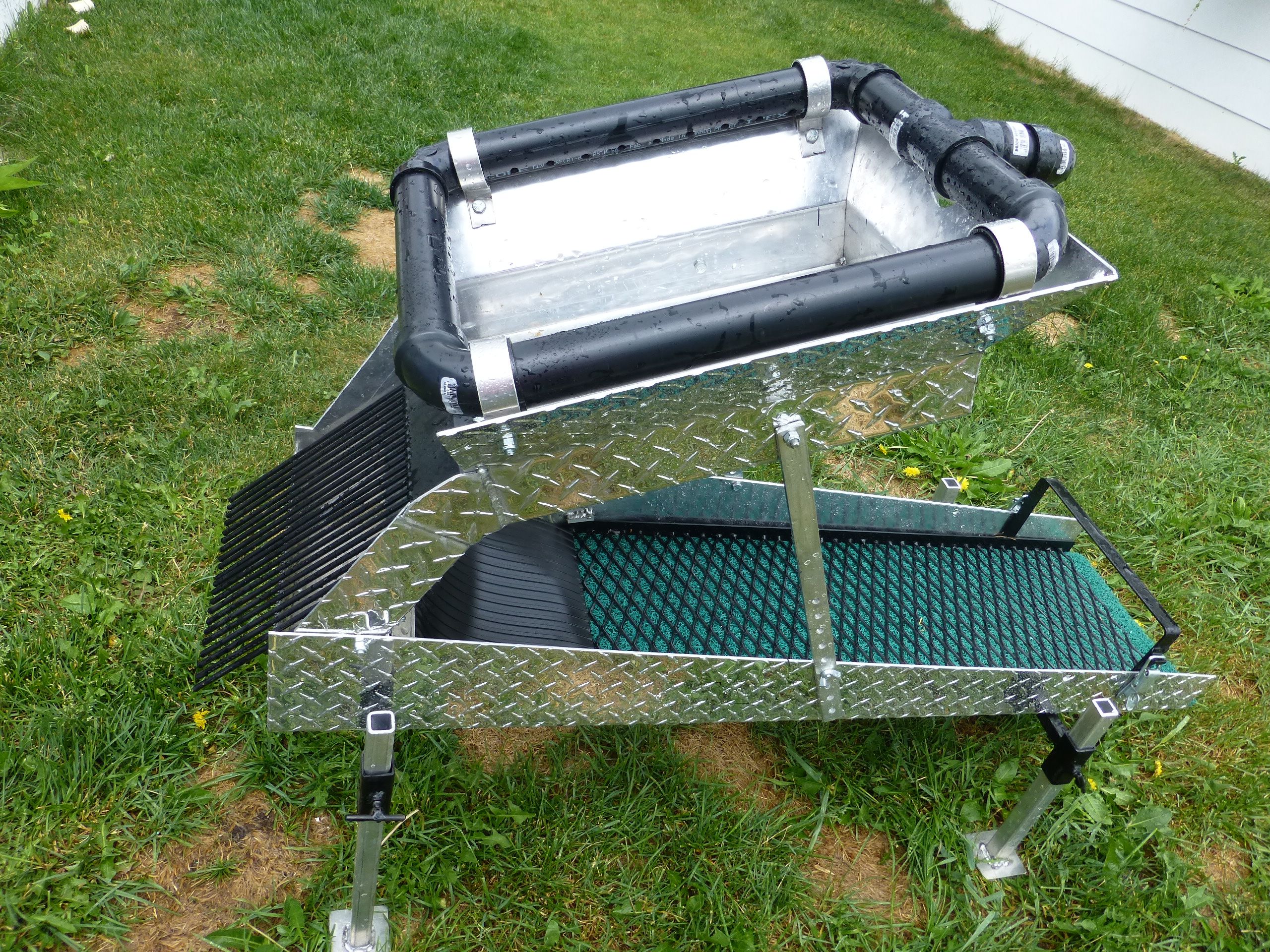 Photo of Highbanker Sluice Box and Generac Pump  New