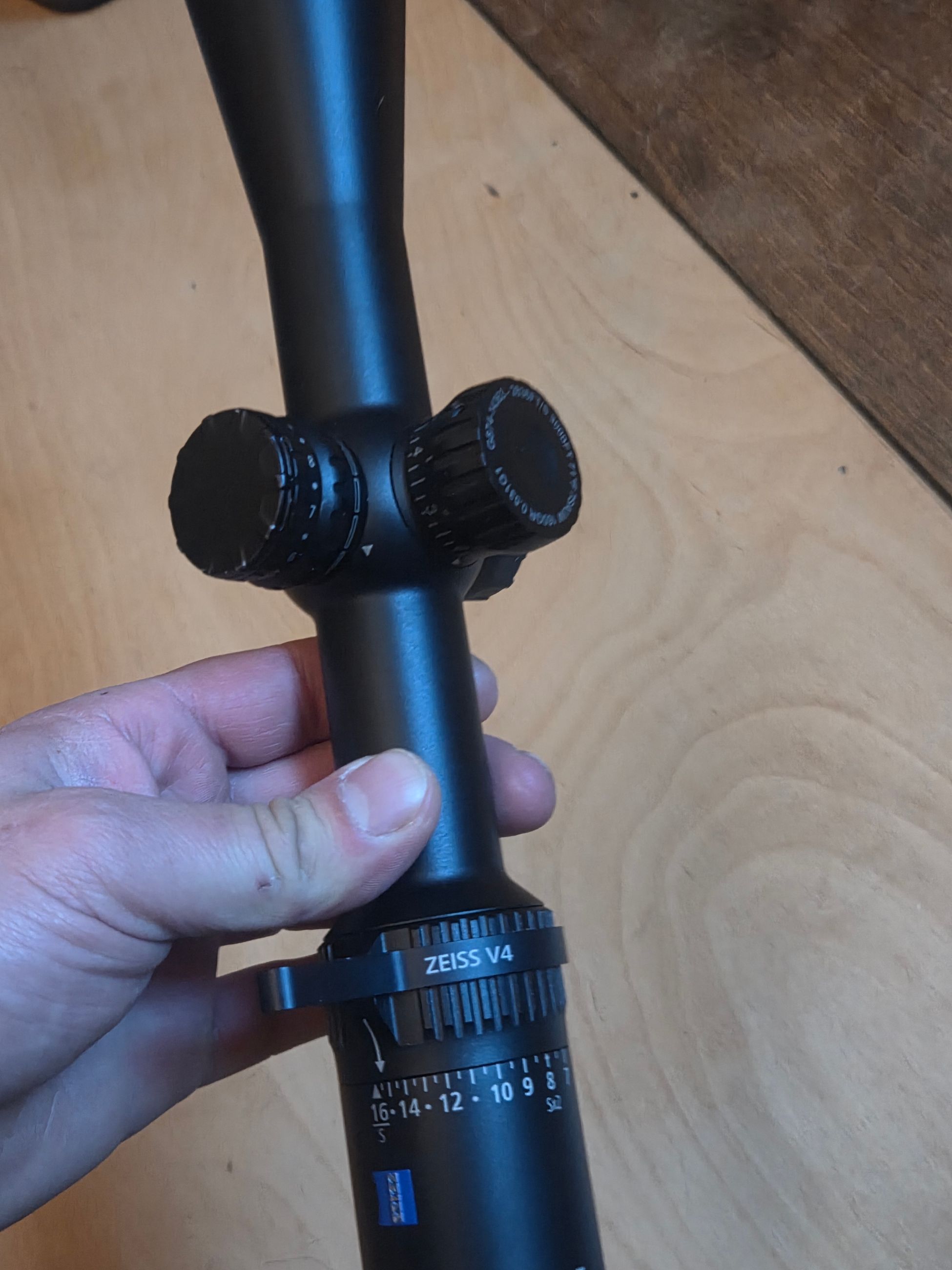 Photo of Zeiss conquest v4 4-16×44 illuminated redical 