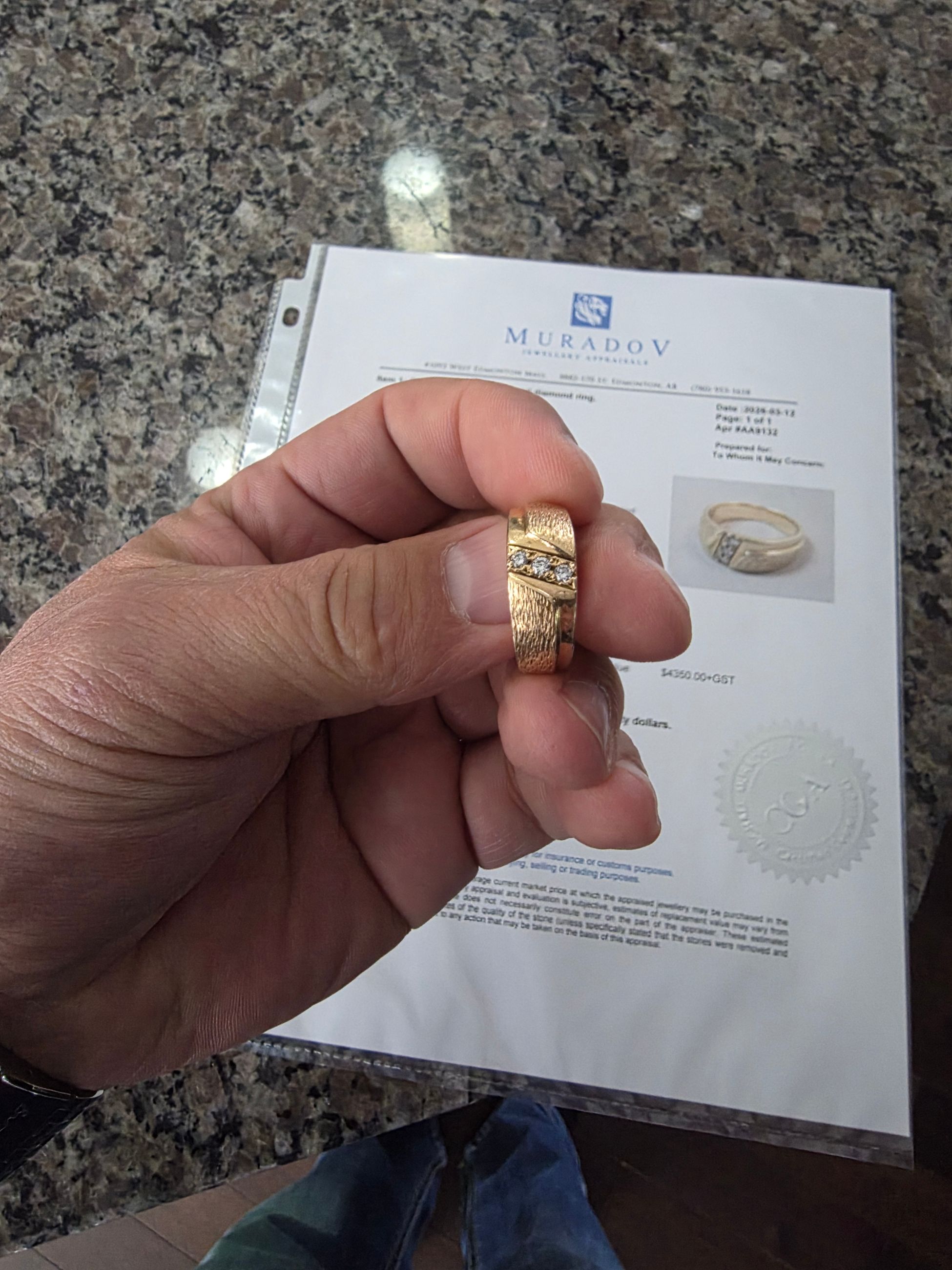 Photo of Men's Gold Wedding Band