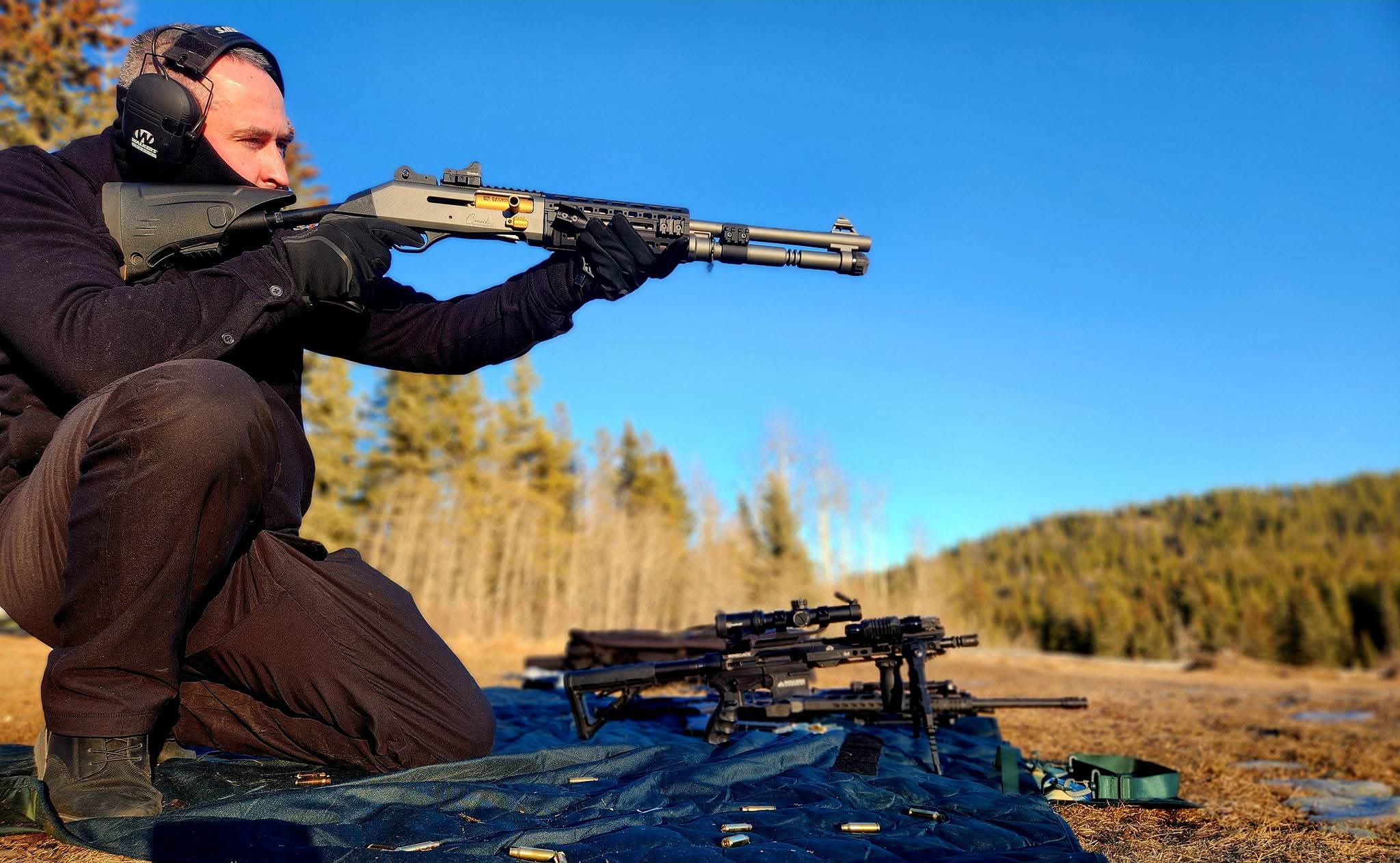 Photo of 12g semi auto shotgun 