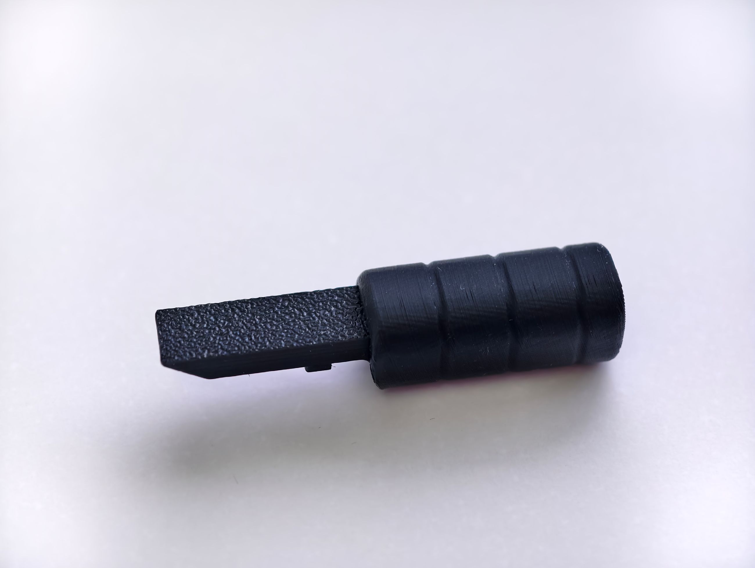Photo of Oversized Charging Handle / Bolt Handle for Remington 597