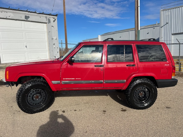 Photo of 2001 Jeep Cherokee 4X4 Sport, 4.0, 6 cyl,  auto, *extra's. 