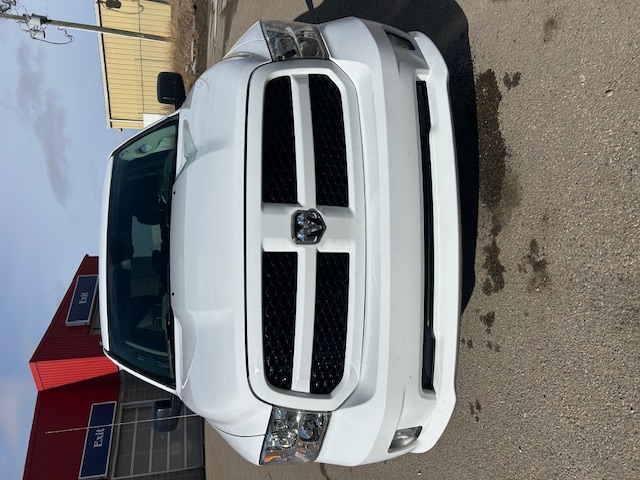 Photo of 2023 Dodge 1500 4X4, Tradesman, 6 Cyl, auto, 28K, full warranty, 