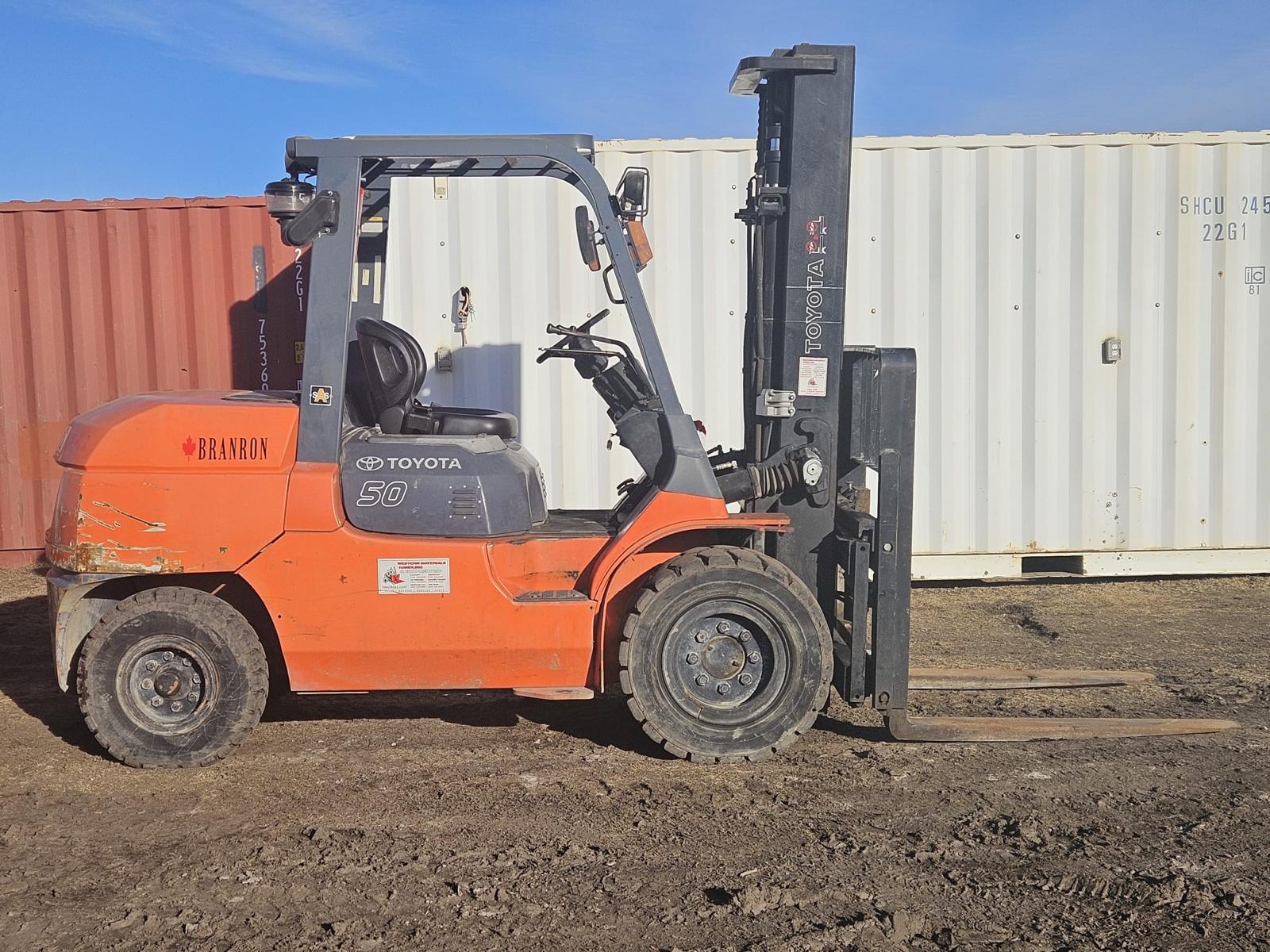 Photo of  Toyota 7FDAU50 Forklift (11000LBS)