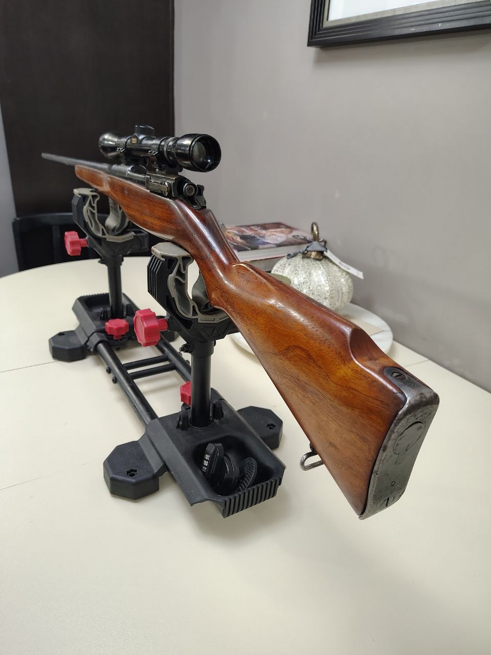 Photo of Enfield P14 made by Winchester Cal. 303 Brit.