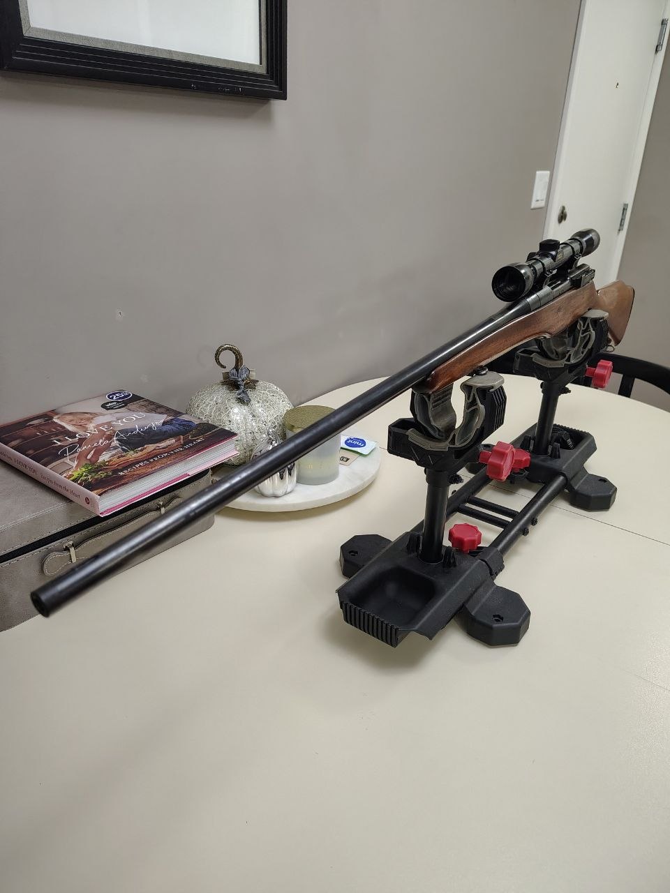 Photo of Enfield P14 made by Winchester Cal. 303 Brit.