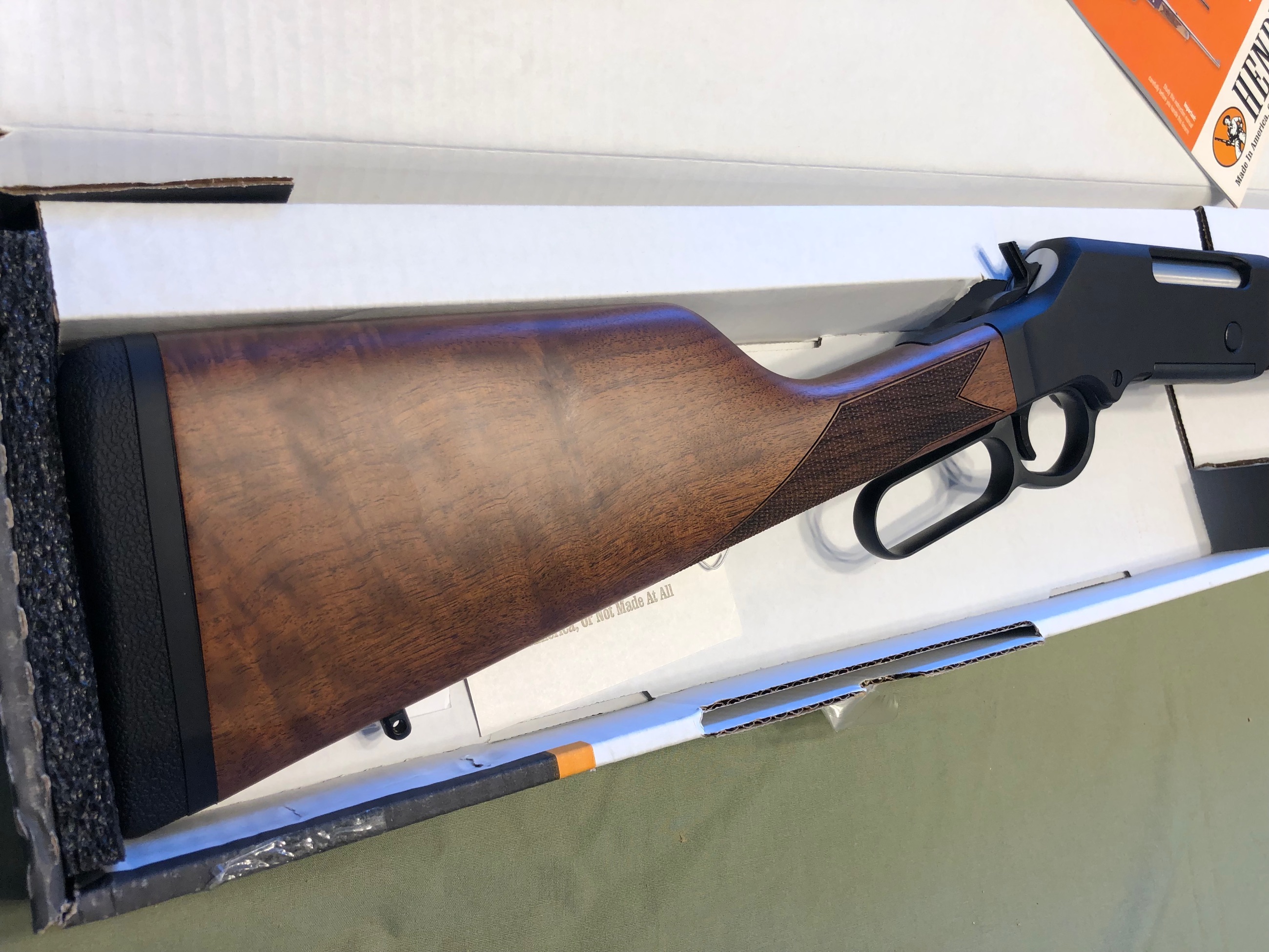 Photo of NEW! Henry Long Ranger Lever Action Rifle, 243 Win, 20” Barrel, 4rd Clip, Iron Sights