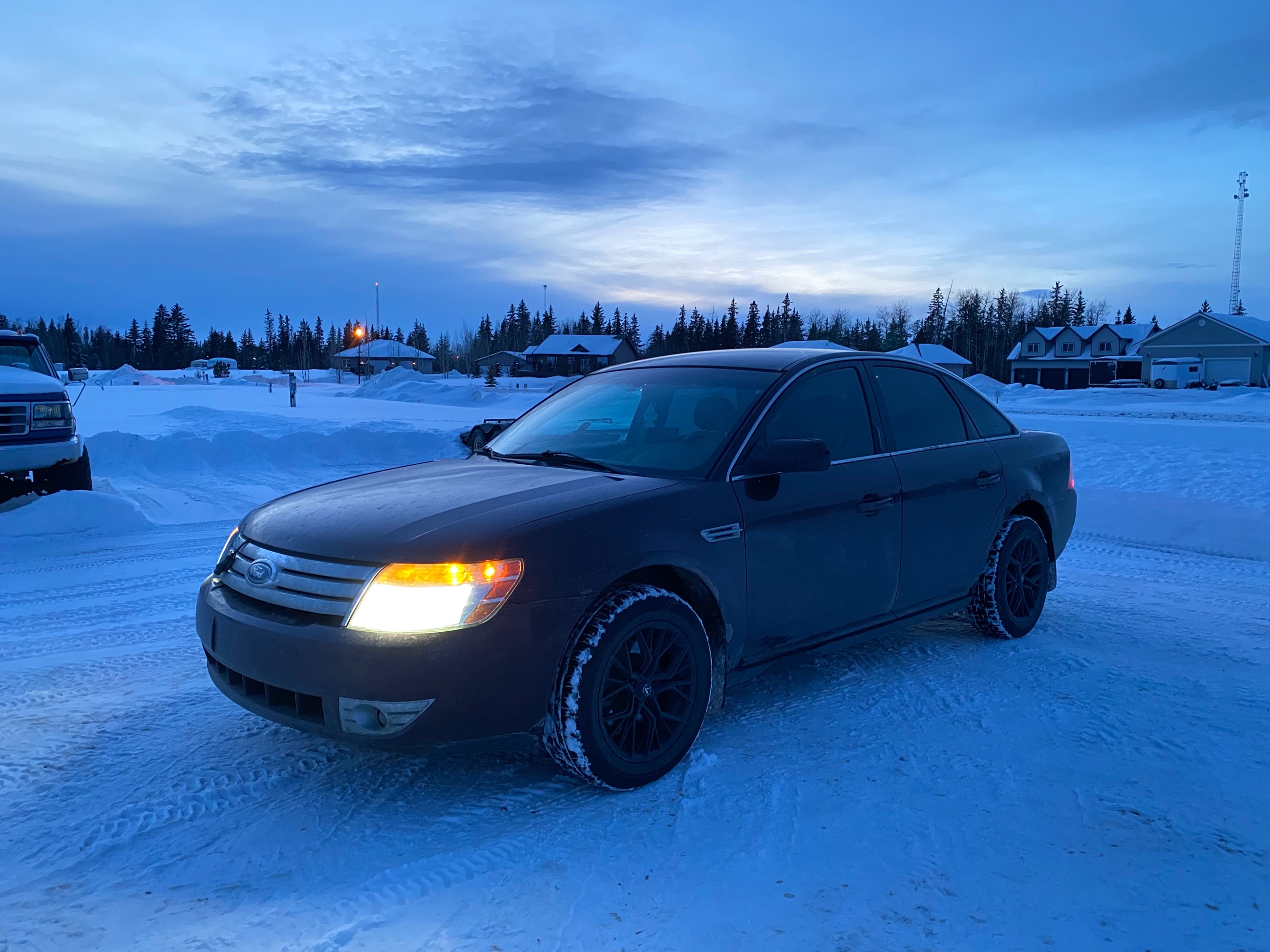Photo of 2009 Ford Taurus SEL AWD 