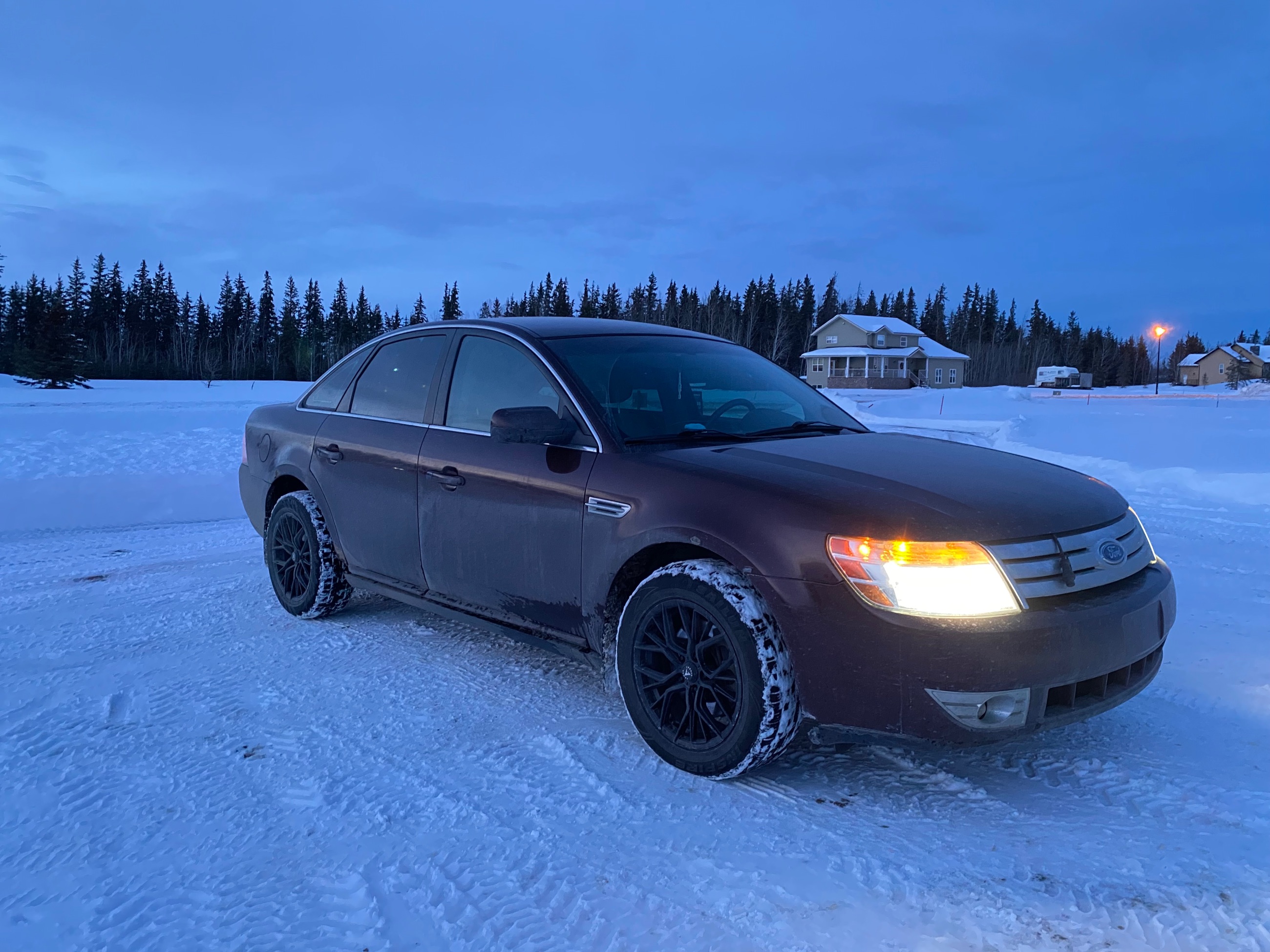 Photo of 2009 Ford Taurus SEL AWD 