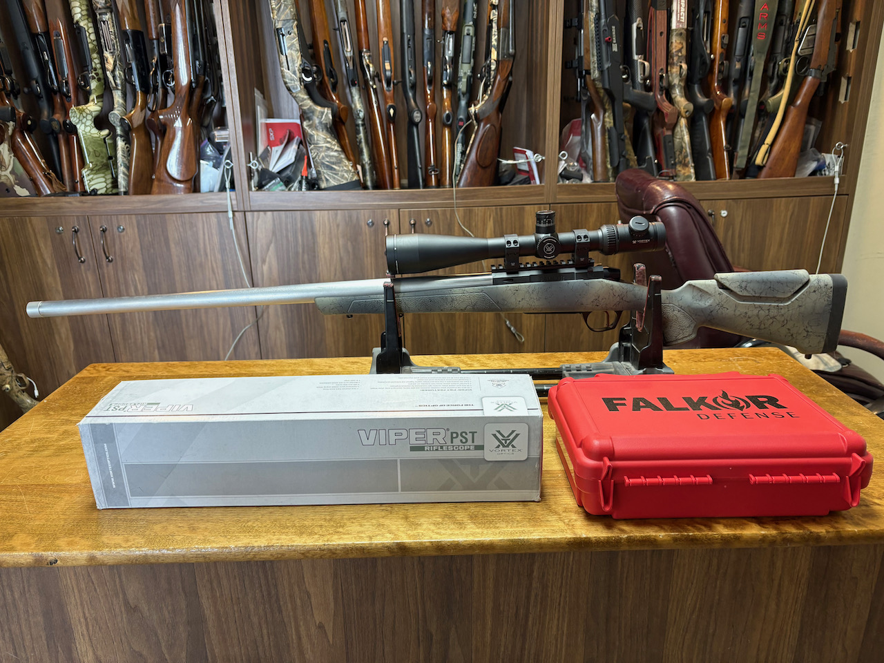 Photo of Falkor Seven Custom 6mm PRC w/ Vortex Viper