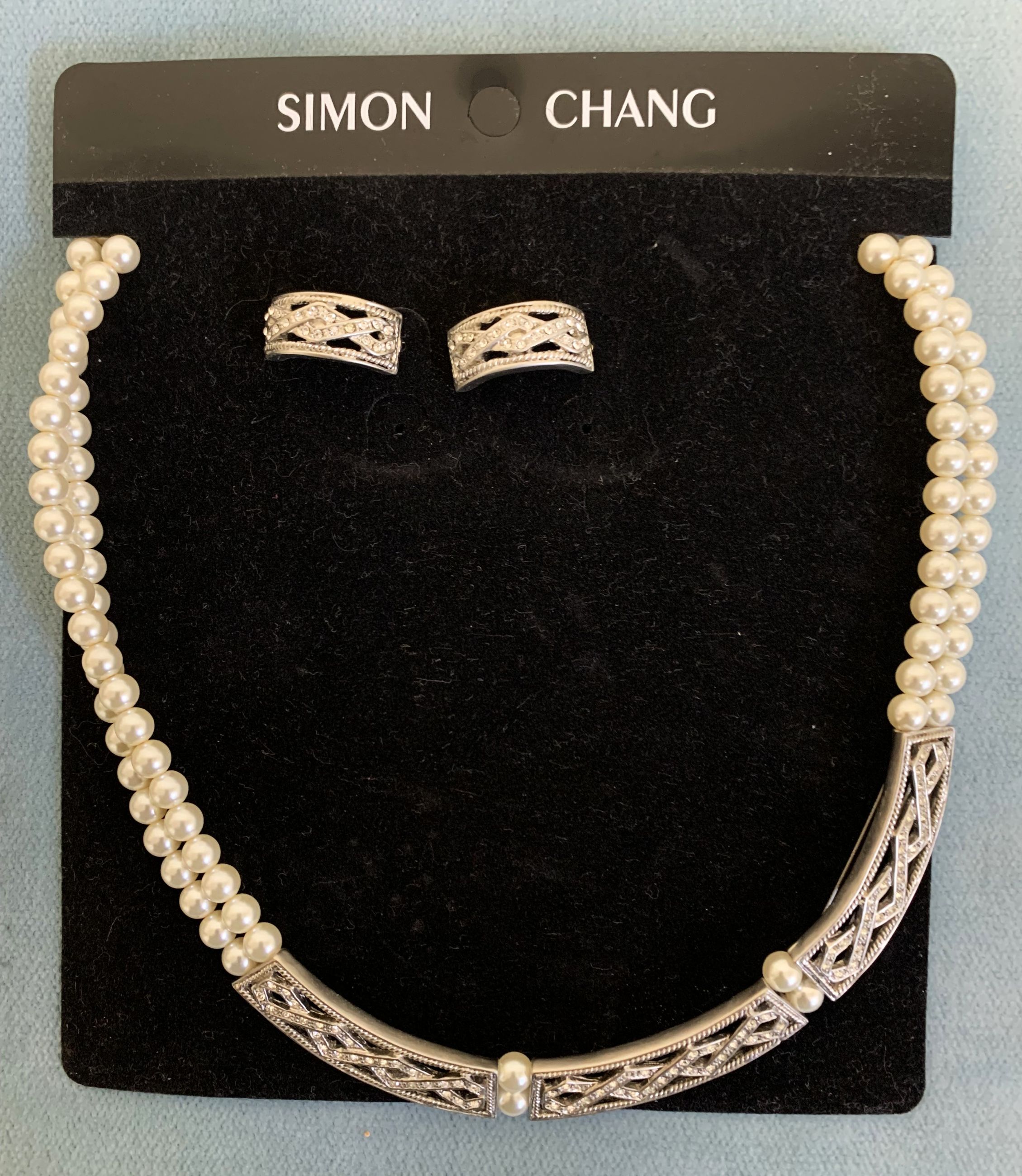 Photo of SIMON CHANG NECKLACE AND EARRING SET
