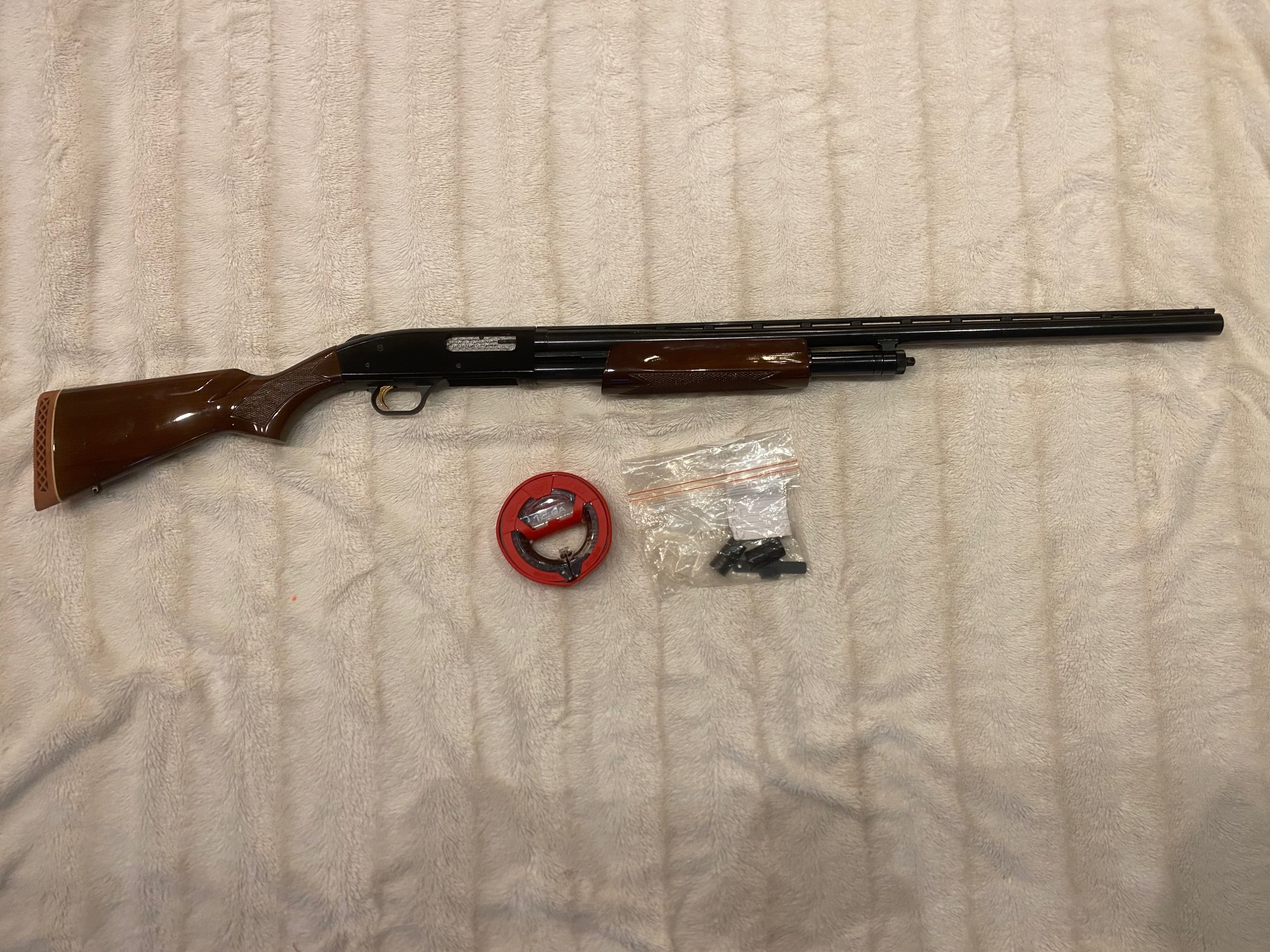 Photo of Mossberg 500 Classic 12 Gauge 