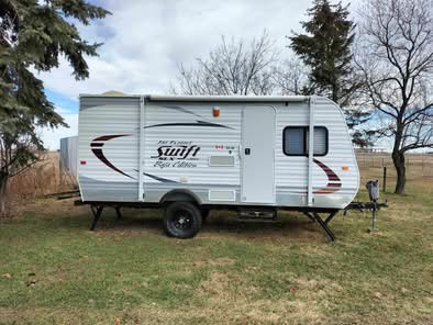 Photo of 2014 Jay Flight Swift SLX 184BH Baja Edition