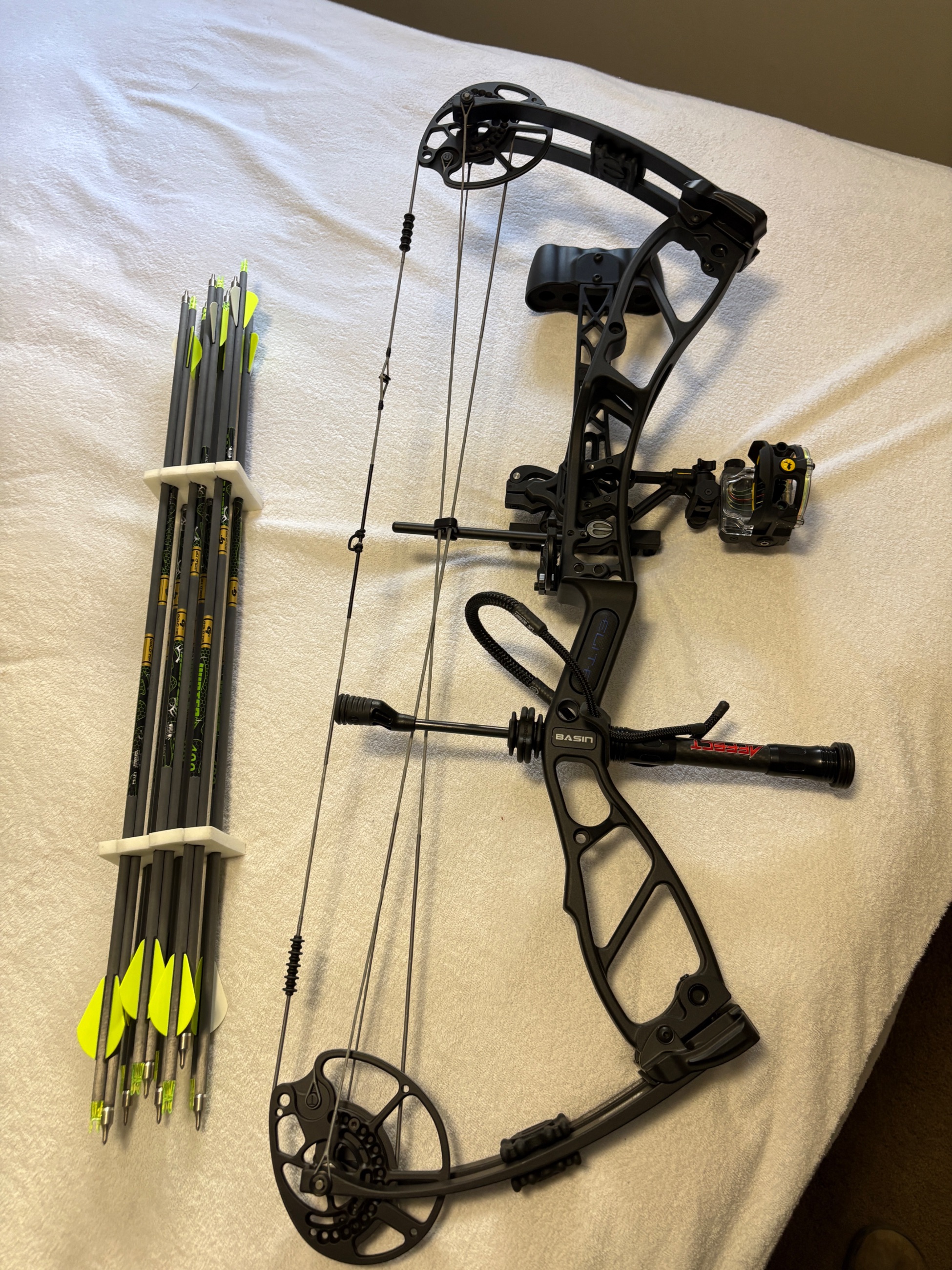 Photo of Left hand Elite compound bow