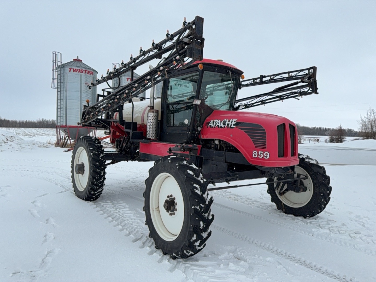 Photo of BEAR & DIANE ST. LOUIS - UNRESERVED TIMED ONLINE AUCTION APRRIL 17