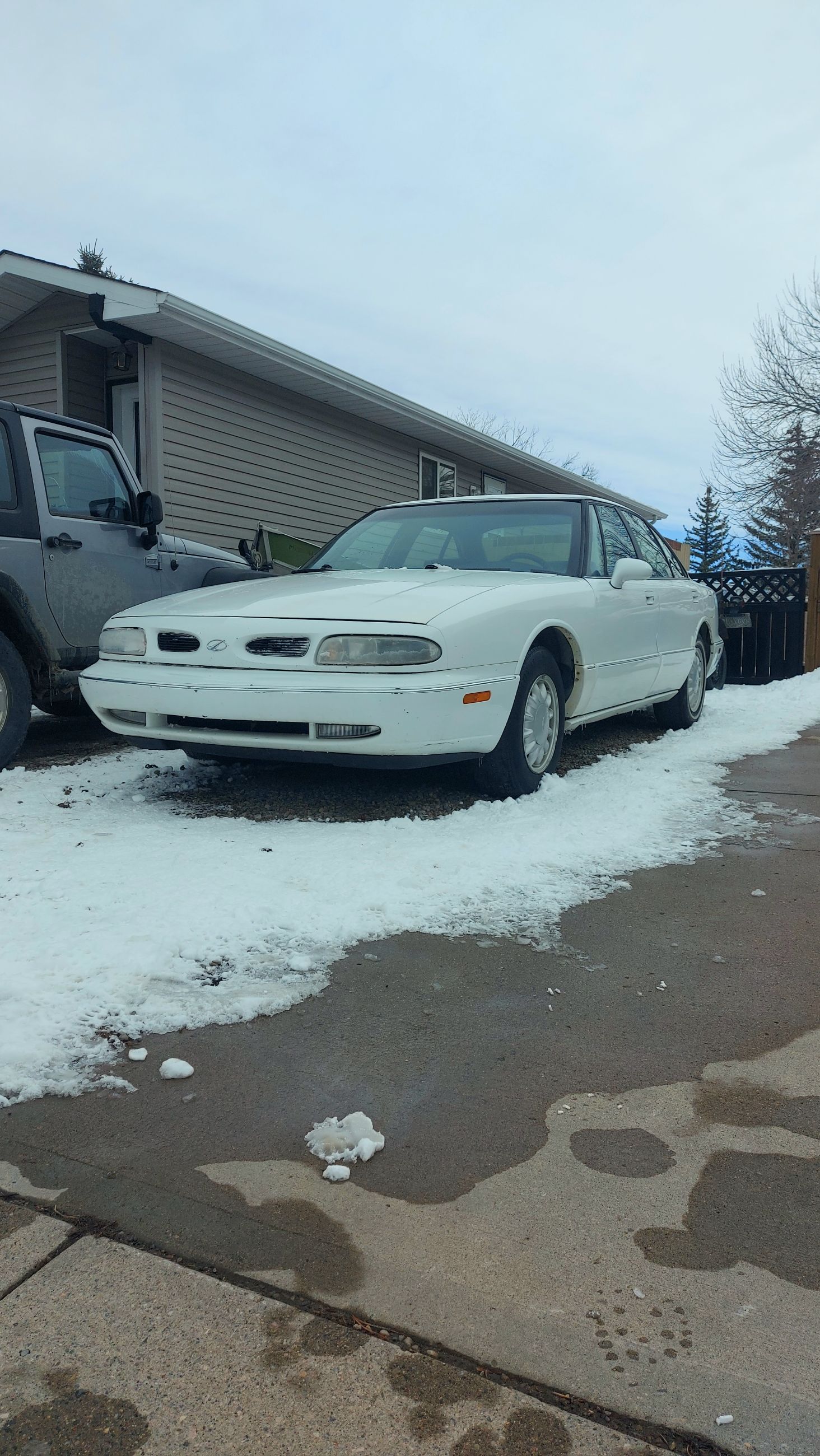 Photo of 1997 Oldsmobile 88LS