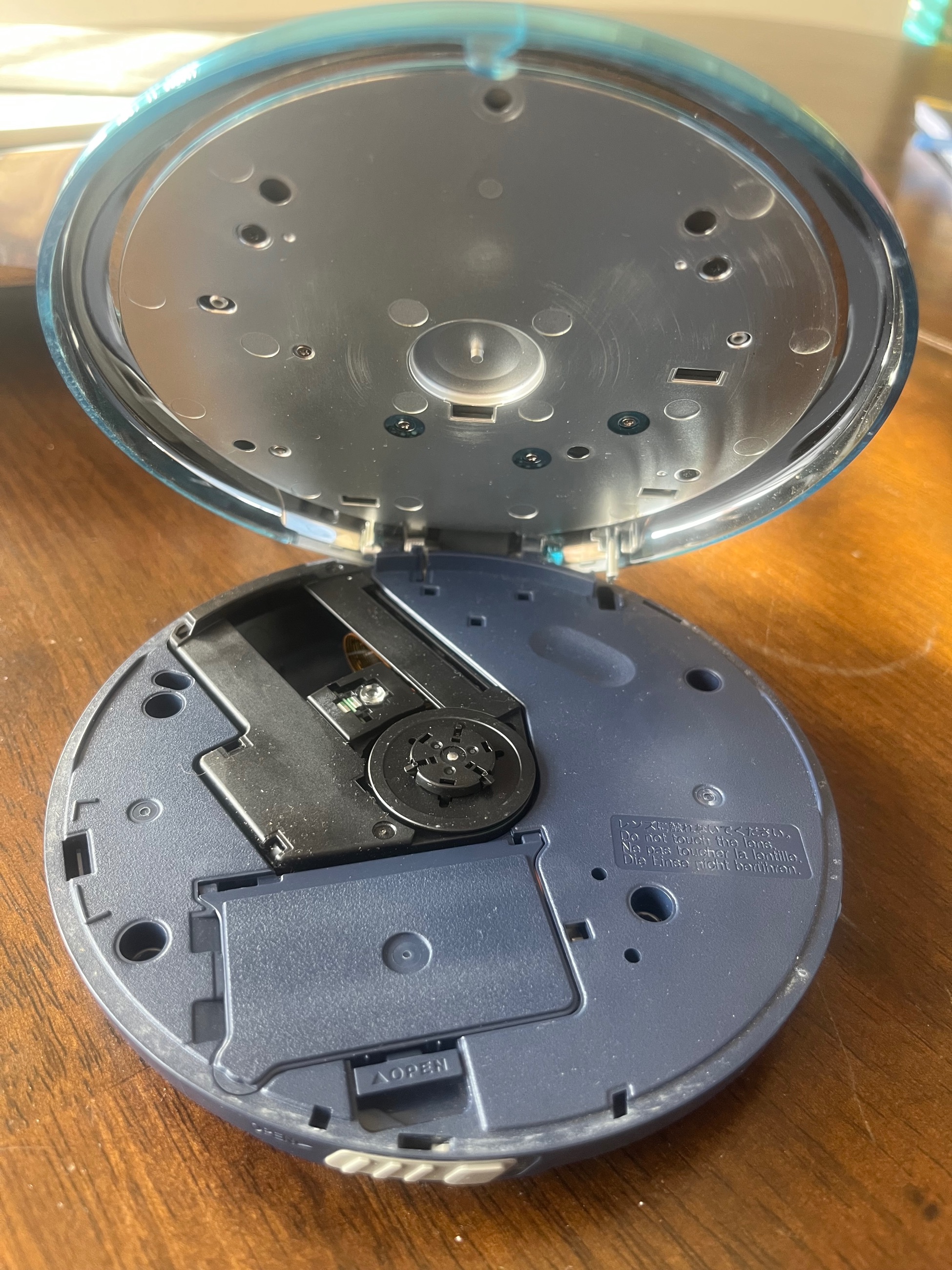 Photo of Panasonic SL-SX420 portable MP3 CD player