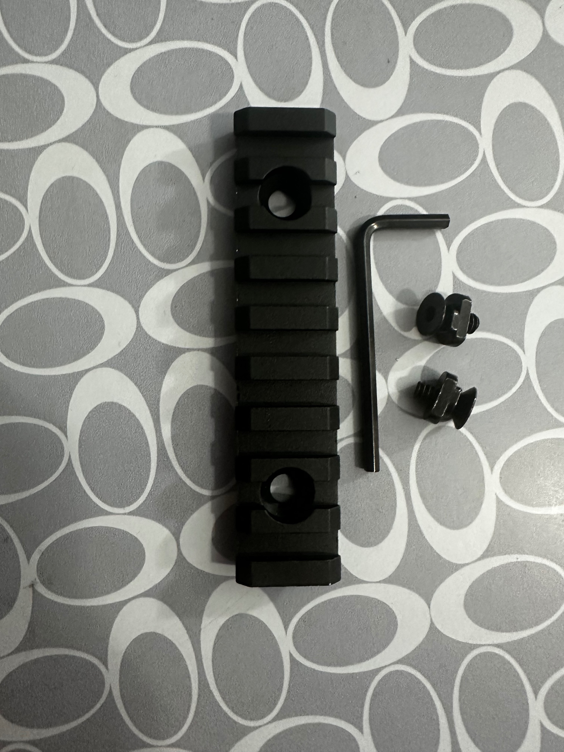 Photo of Aluminium Mlok Picatinny rail mount 9 slot