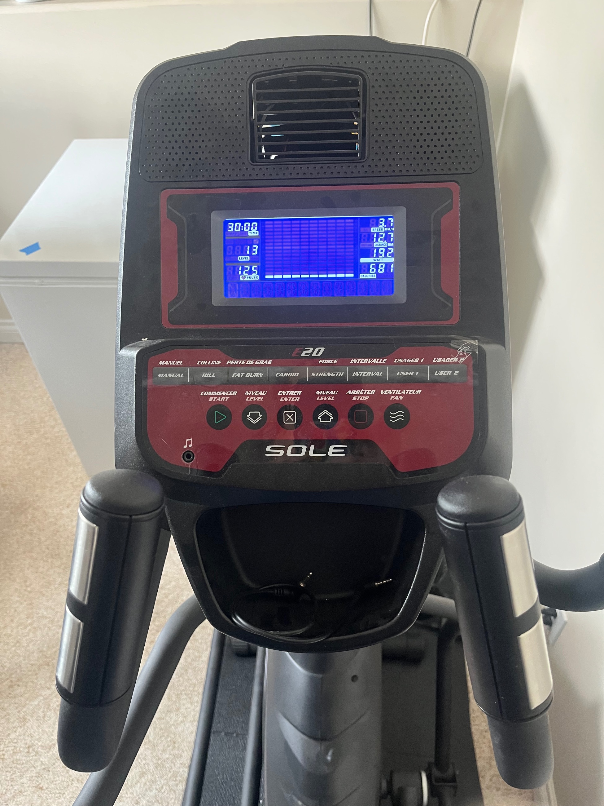 Photo of Sole E20 elliptical machine
