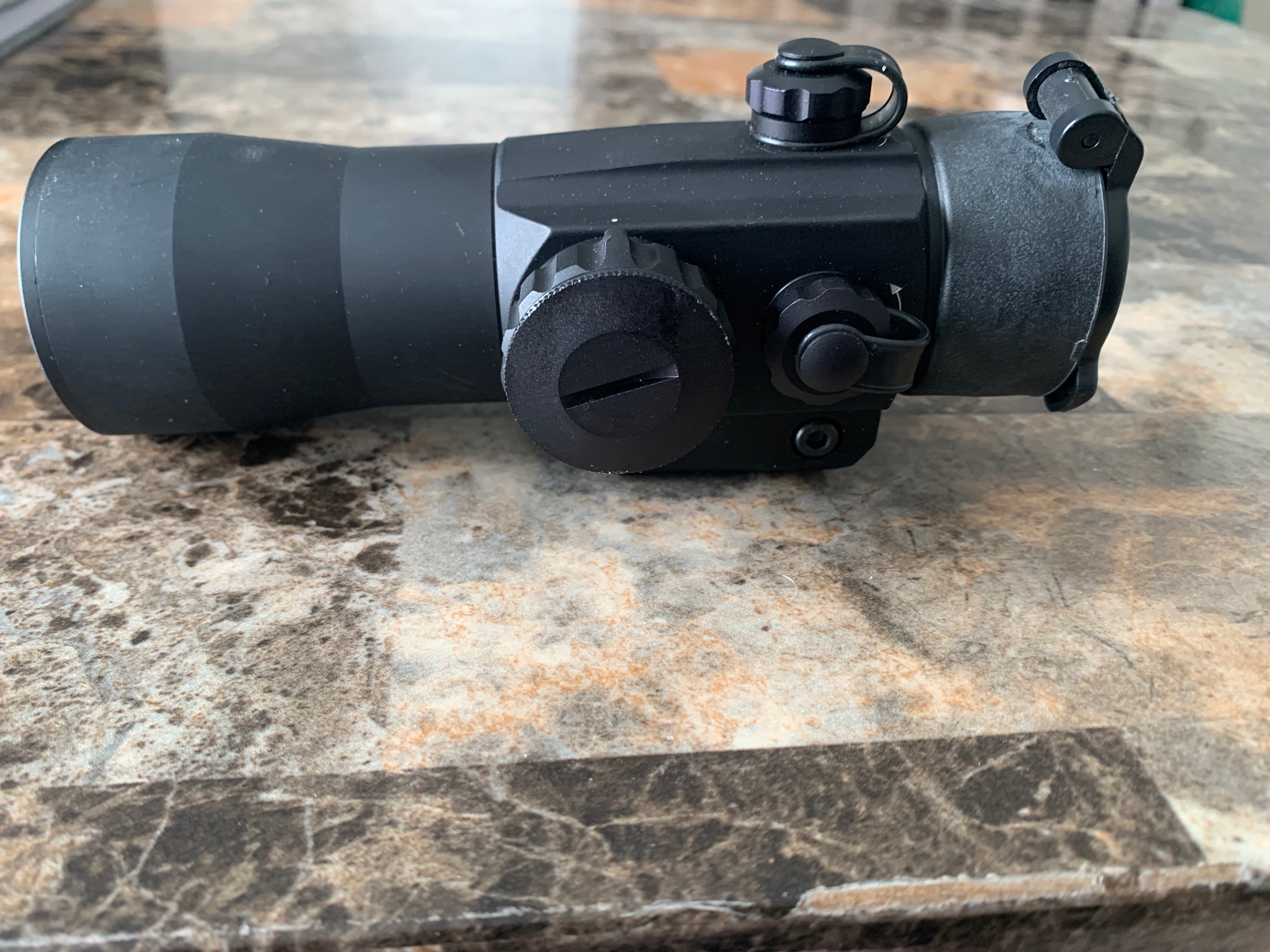 Photo of Truglo red dot 