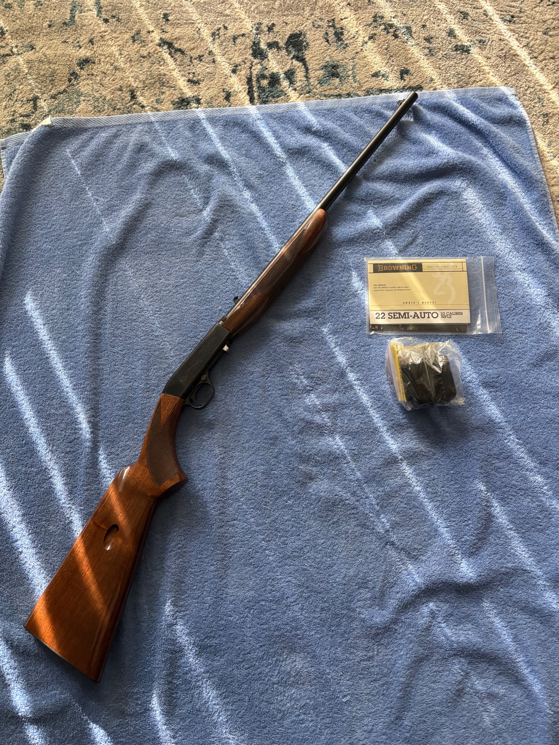 Photo of Browning 22LR semi-automatic rifle 