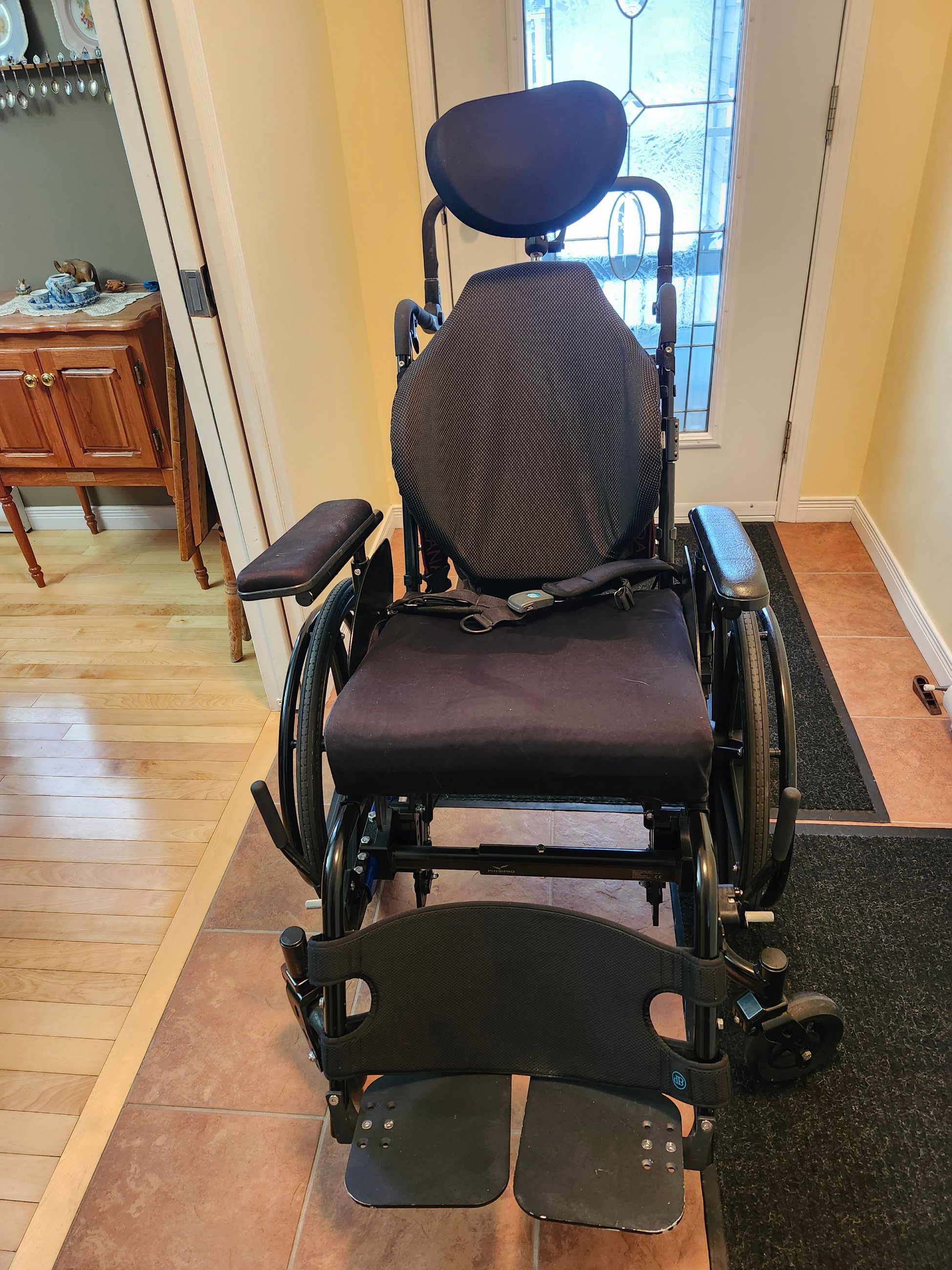 Photo of Heavy Duty Wheel Chair