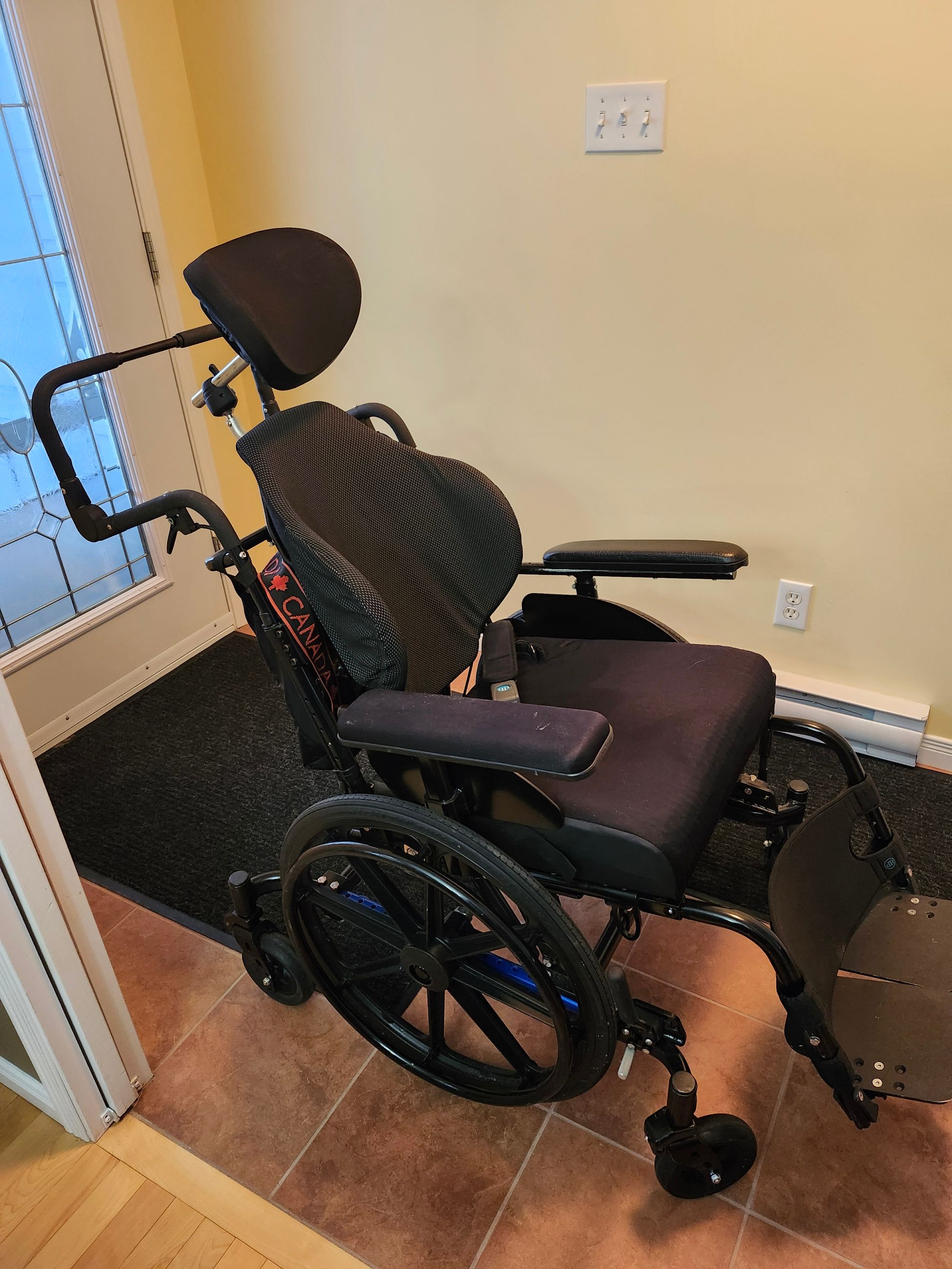 Photo of Heavy Duty Wheel Chair