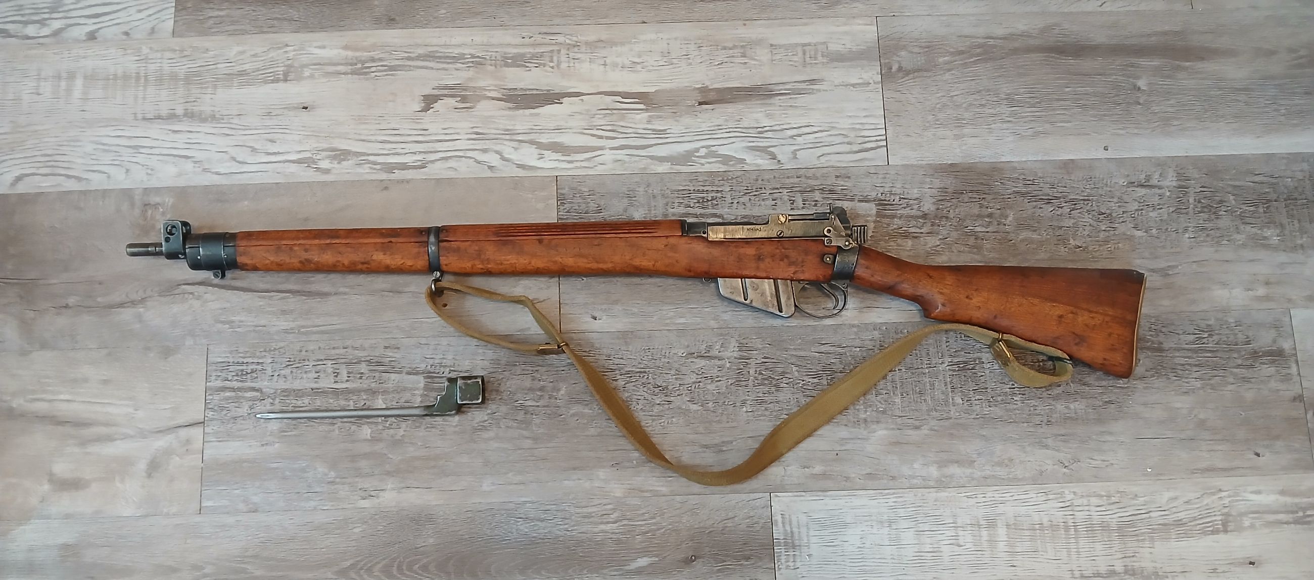 Photo of No1 mk4 lee enfield