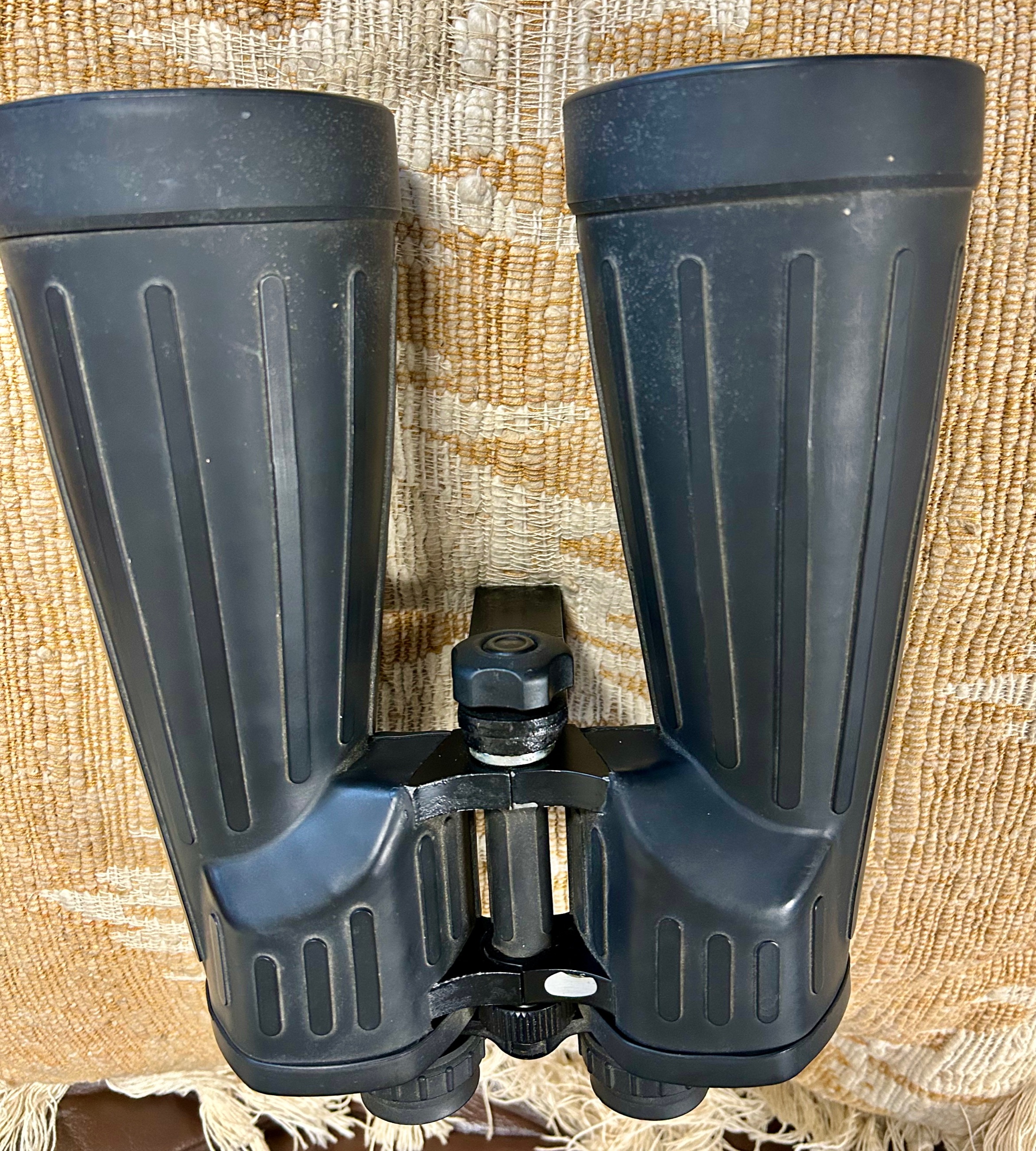 Photo of Meade 20 X 80 Binoculars 