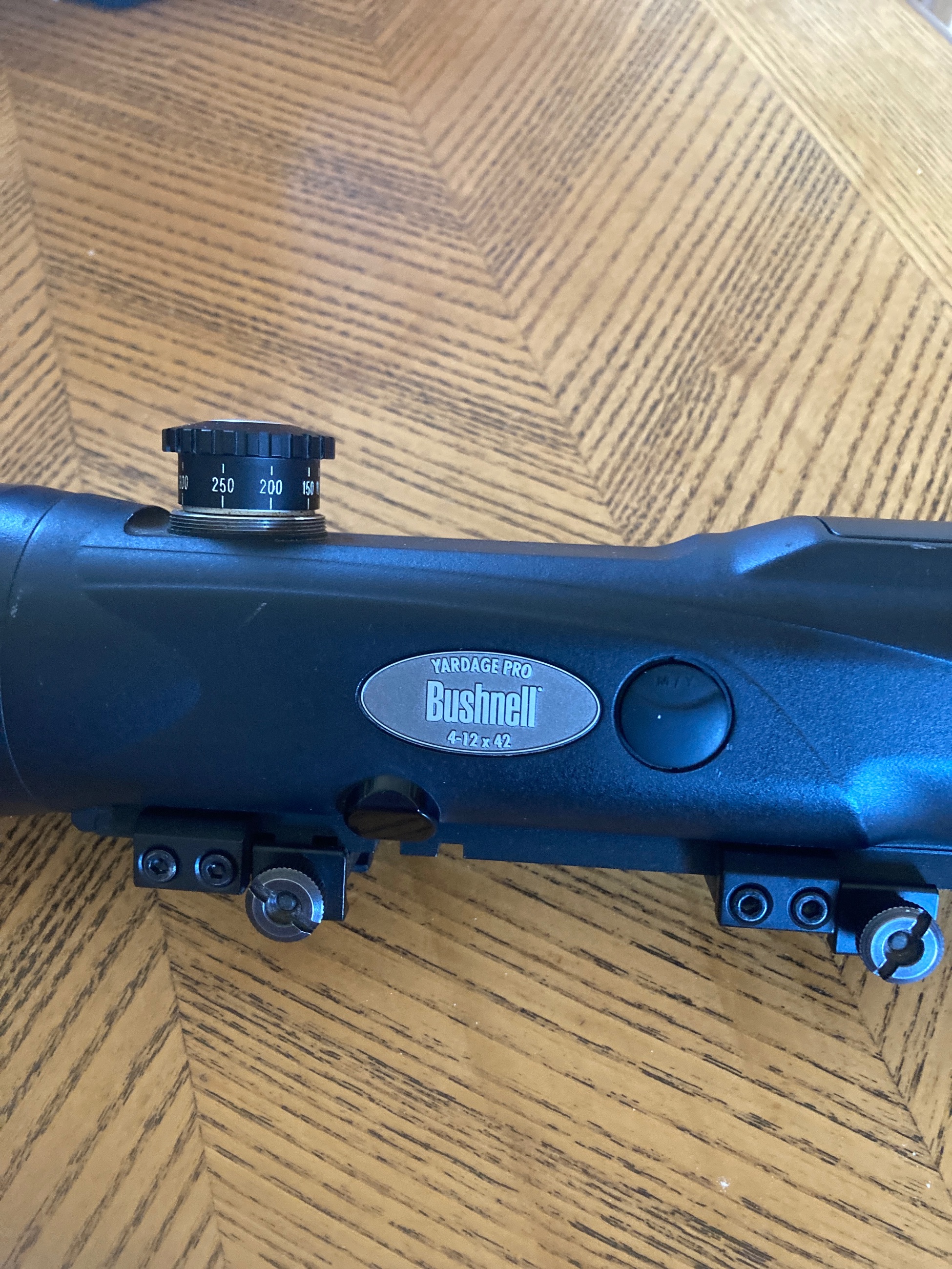 Photo of Yardage Pro Bushnell 4-12 x 42