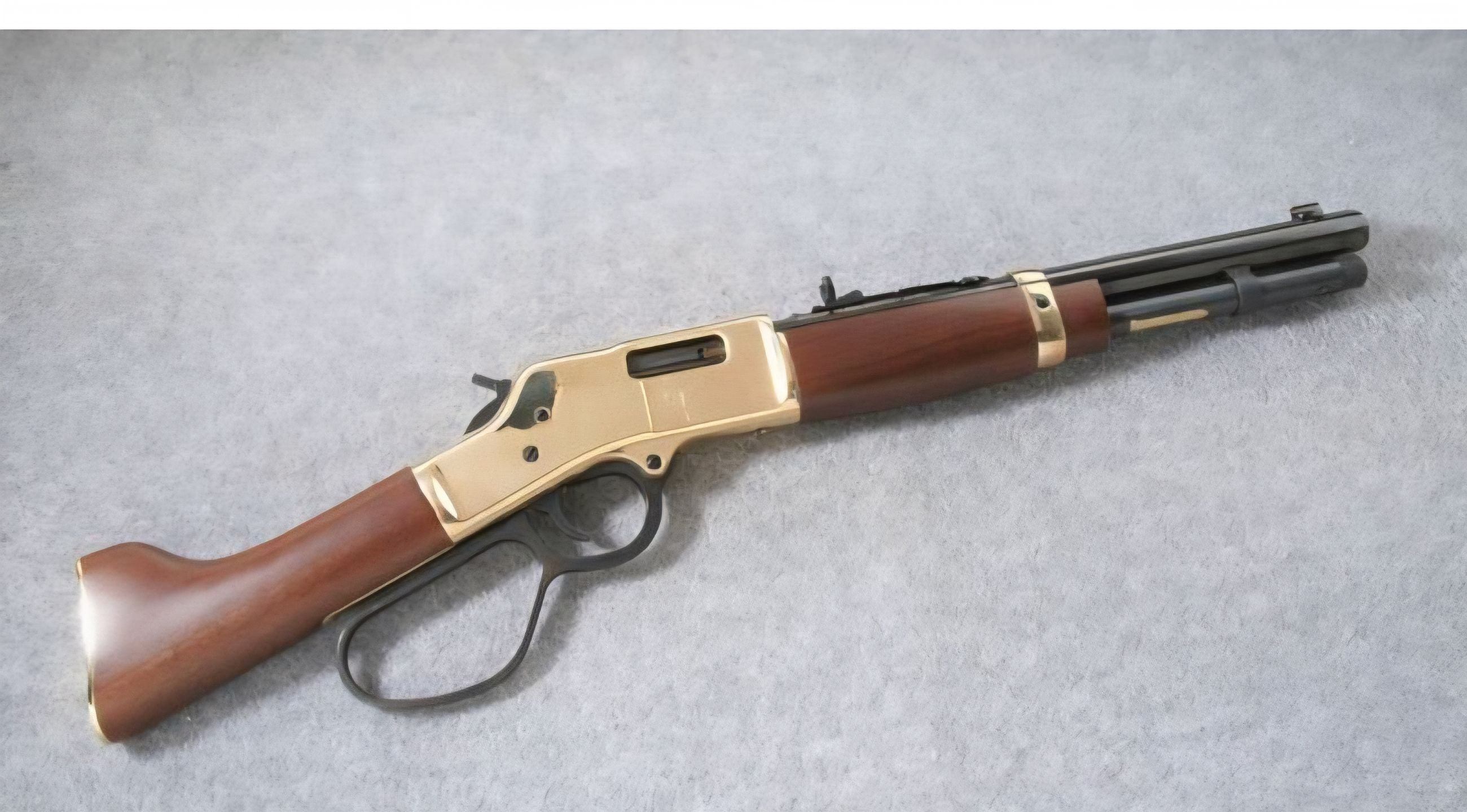 Photo of ISO .44mag Mares leg, buy or trade