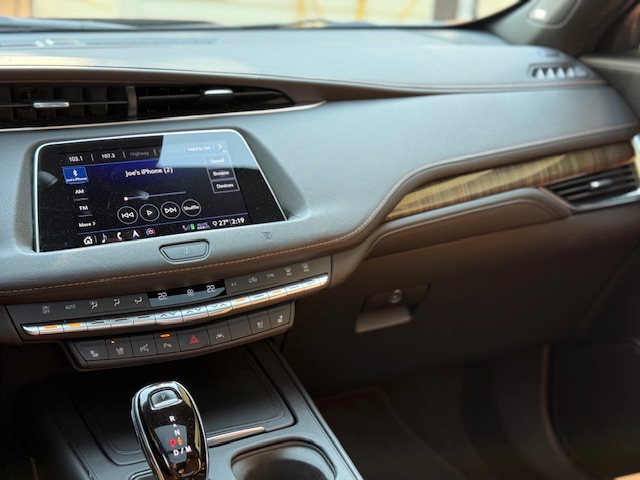 2020 Cadillac XT-4 Sport AWD loaded - 4 - 1767562874375_#13