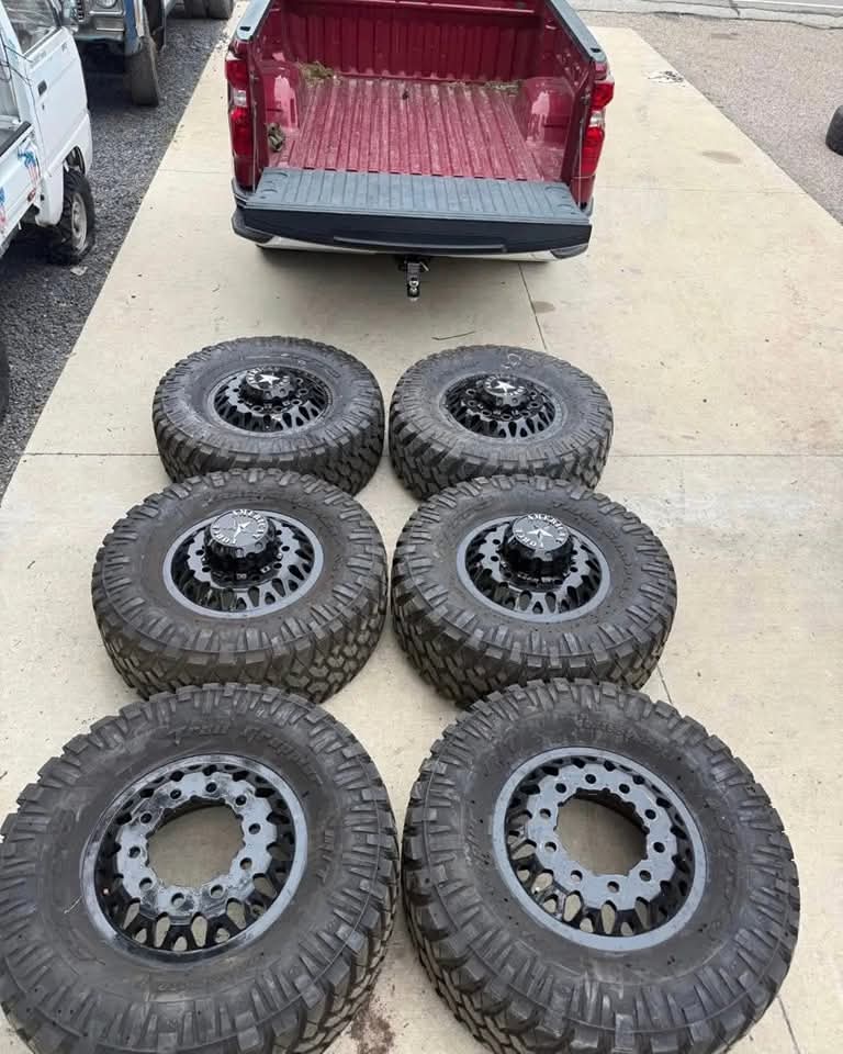 Photo of 20 inch American force dually wheels