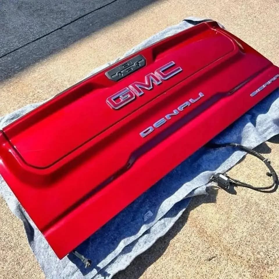 Photo of GMC tailgate available