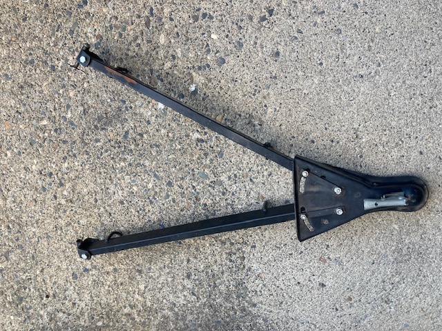 Photo of TOWING HITCH FOR SECOND VEHICLE